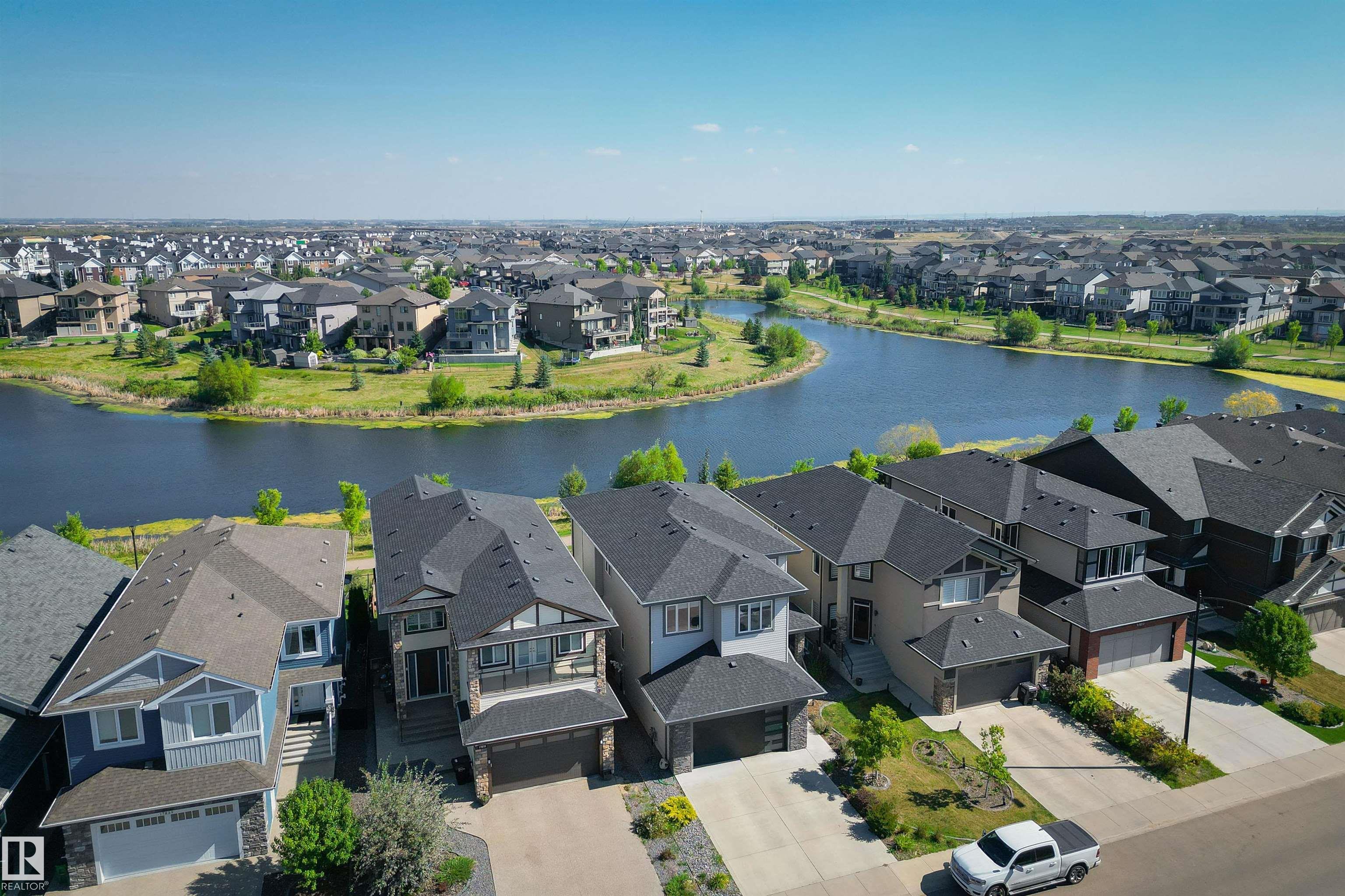 78 St Nw Unit 17831 St, Edmonton, AB T5Z 0L7
