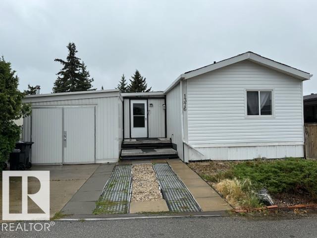 1376 Lakeview Rd, Sherwood Park, AB T8H 1L5
