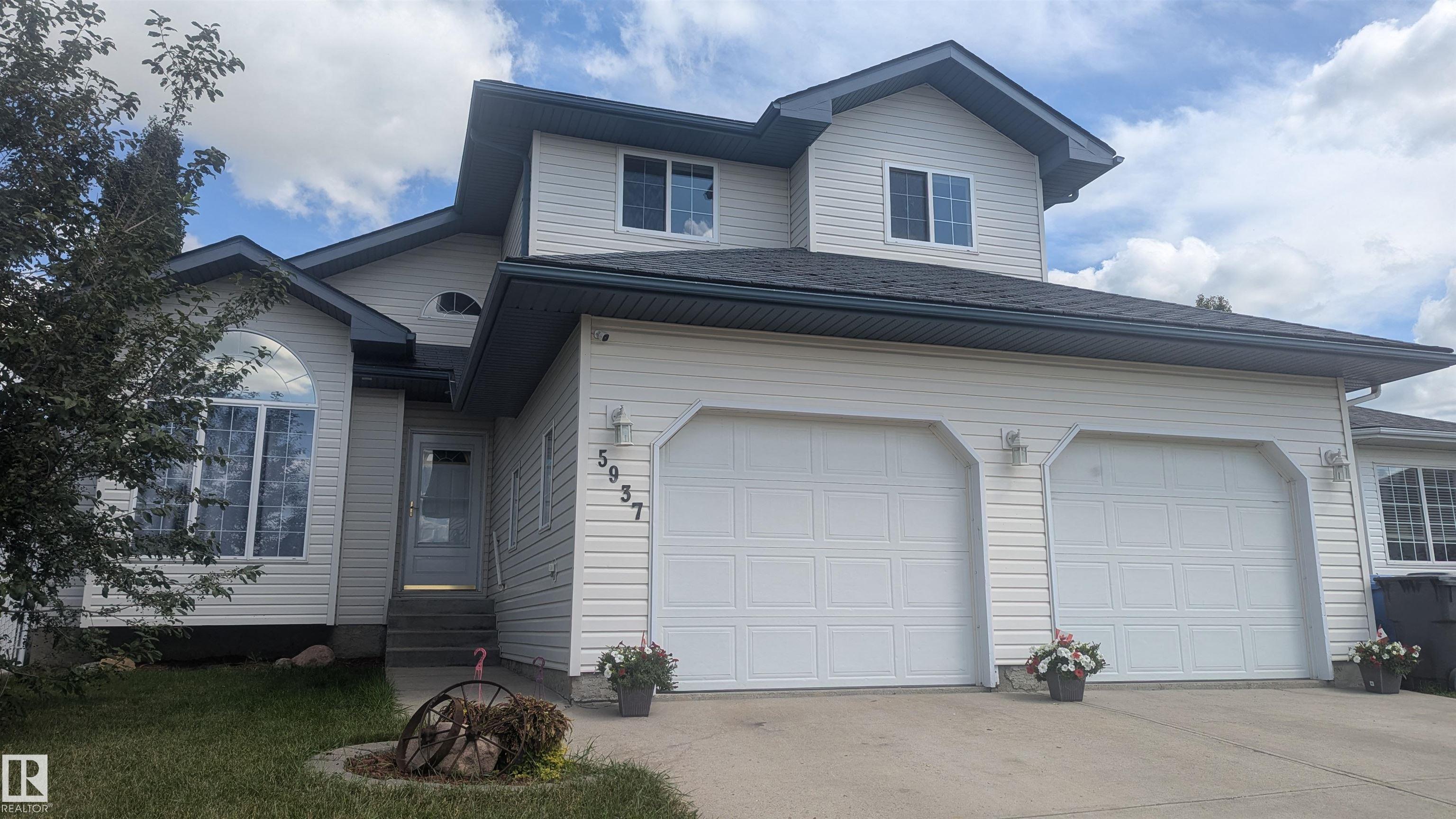 43 St Unit 5937 St #a, Vegreville, AB T9C 1V2