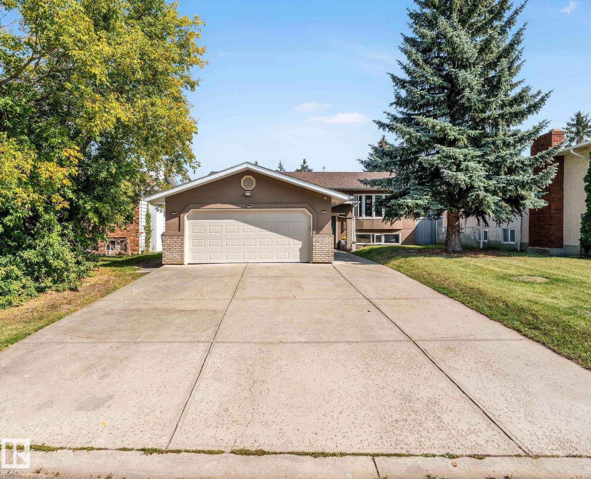 67 St Nw Unit 3923 St, Edmonton, AB T6K 2N7