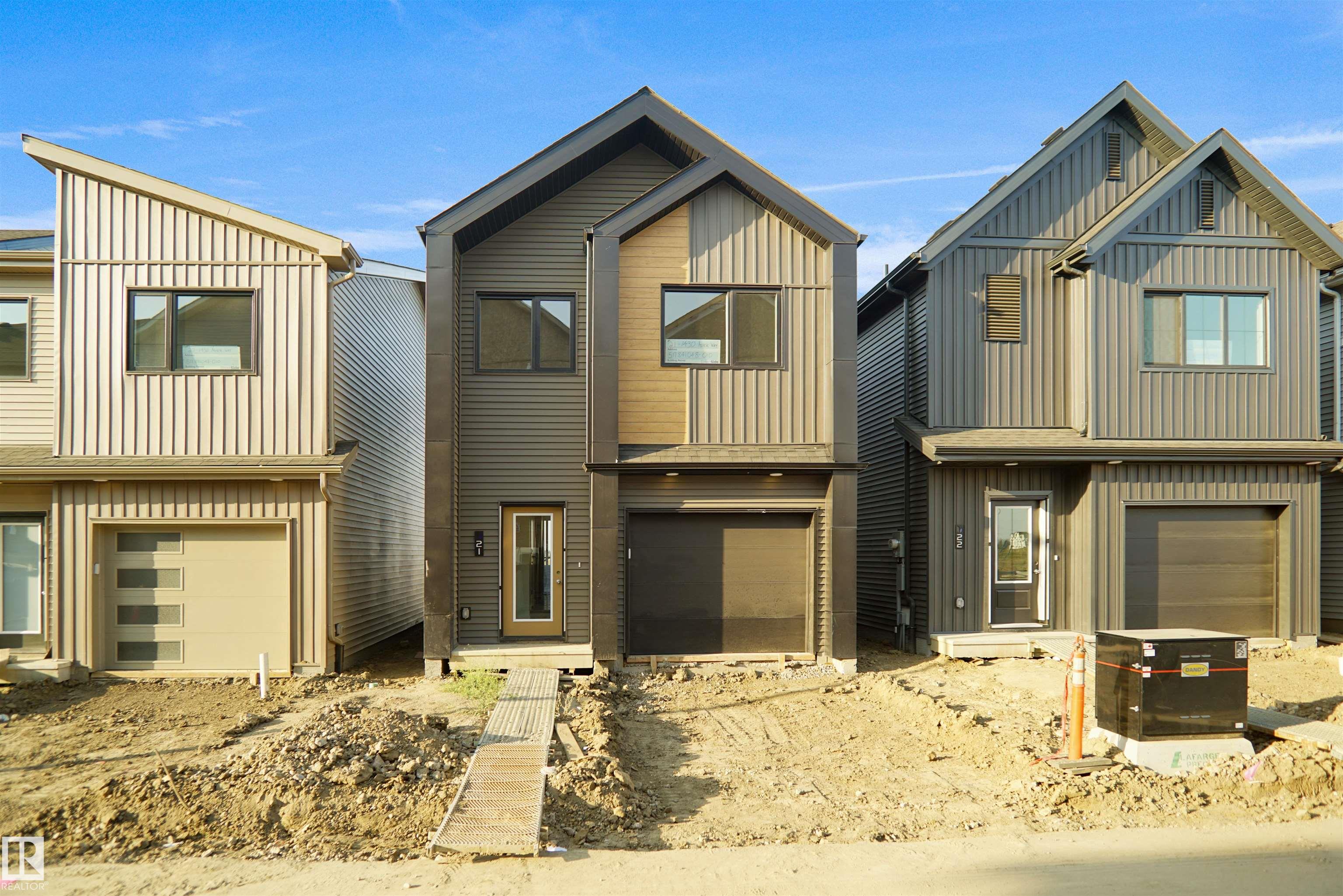 1430 Aster Way Nw #21, Edmonton, AB T6T 2N8