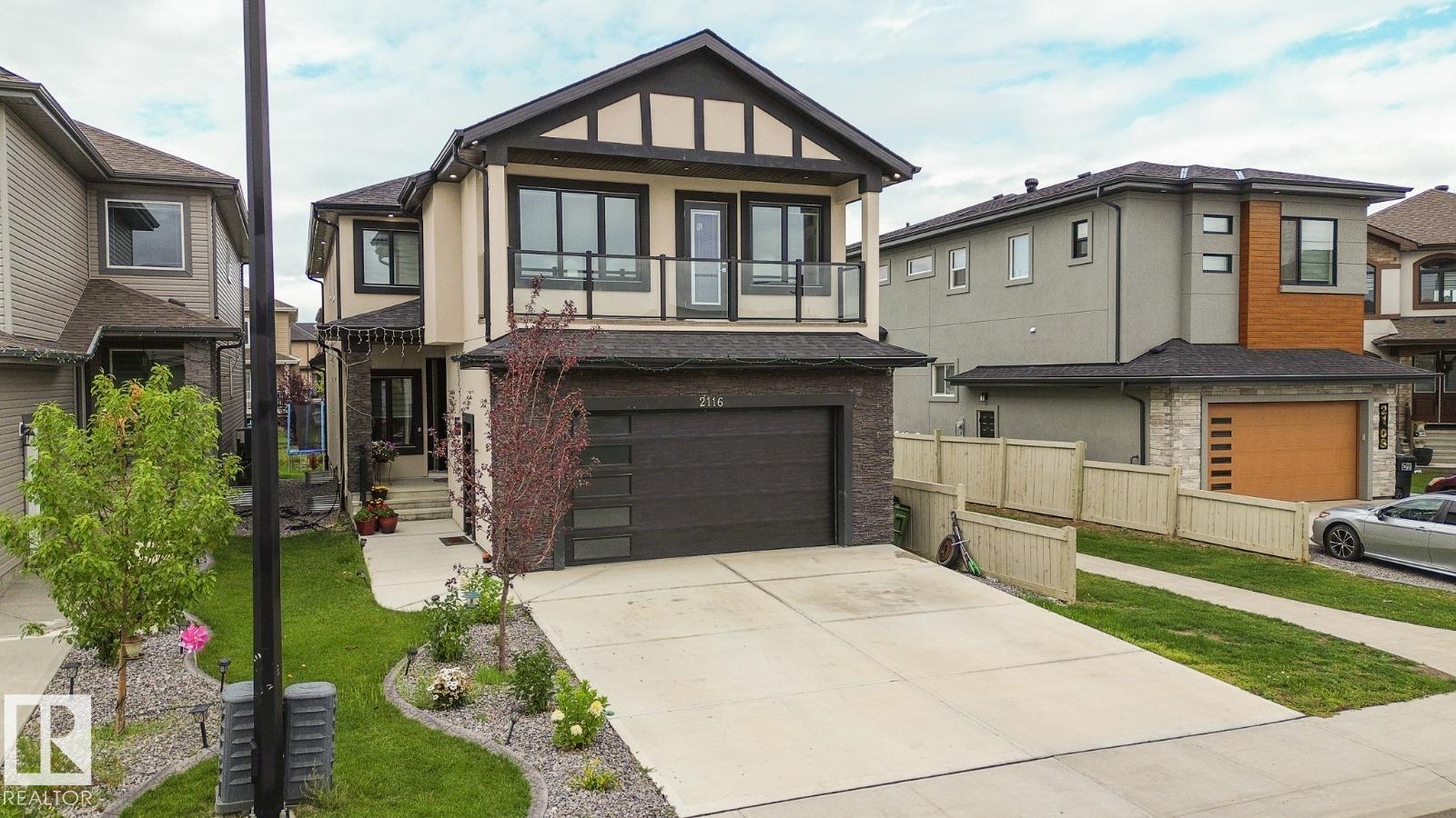 20 Av Nw Unit 2116 Ave, Edmonton, AB T6T 2L2