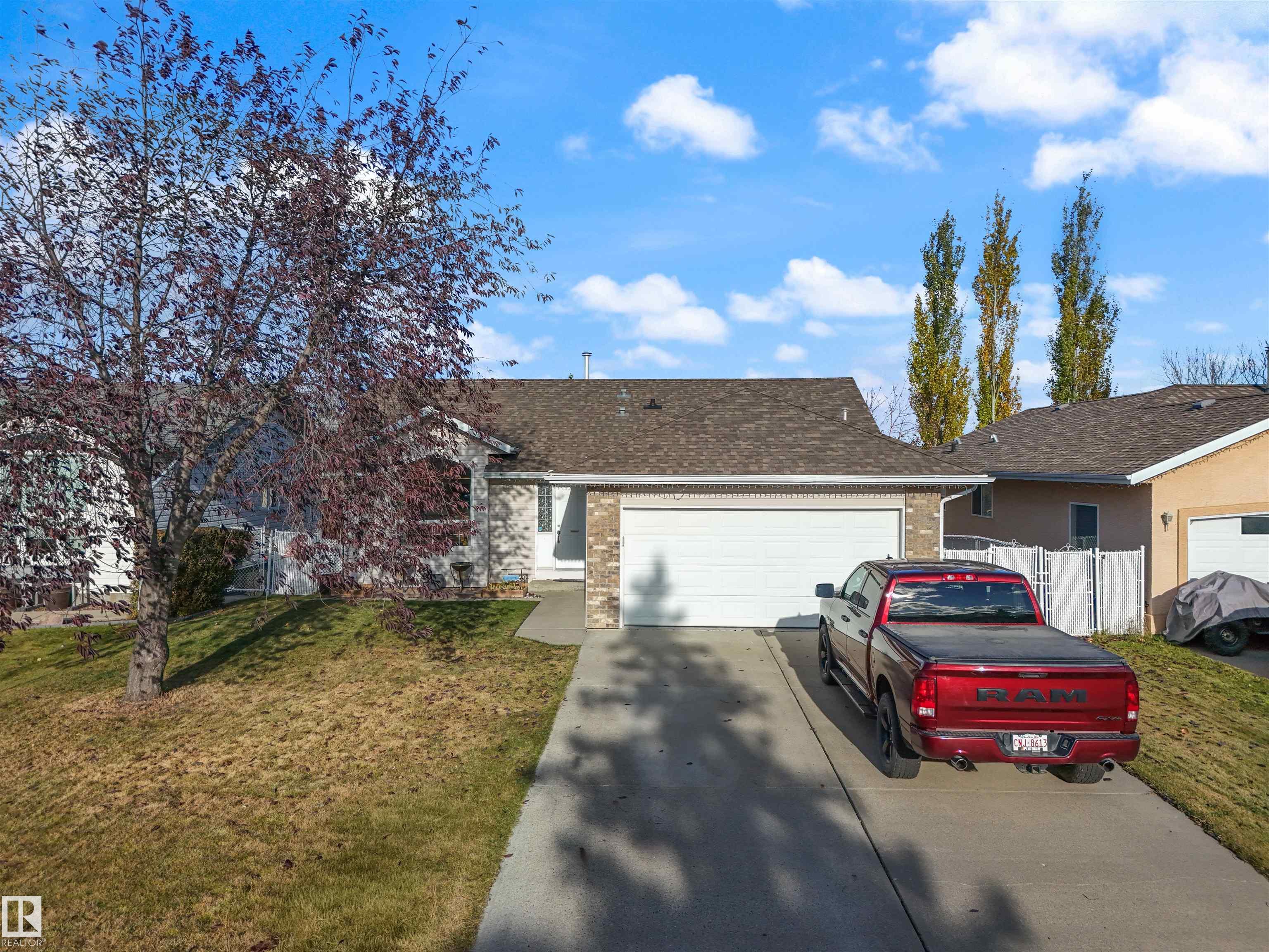 4469 Beckett Rd, Drayton Valley, AB T7A 1T6