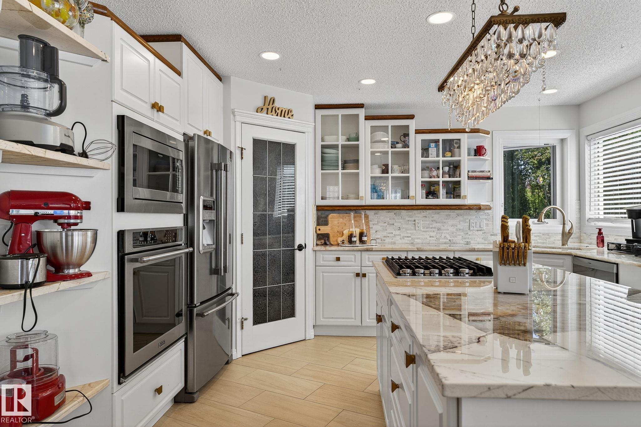 117 St Nw Unit 1103 St, Edmonton, AB T6J 7C3