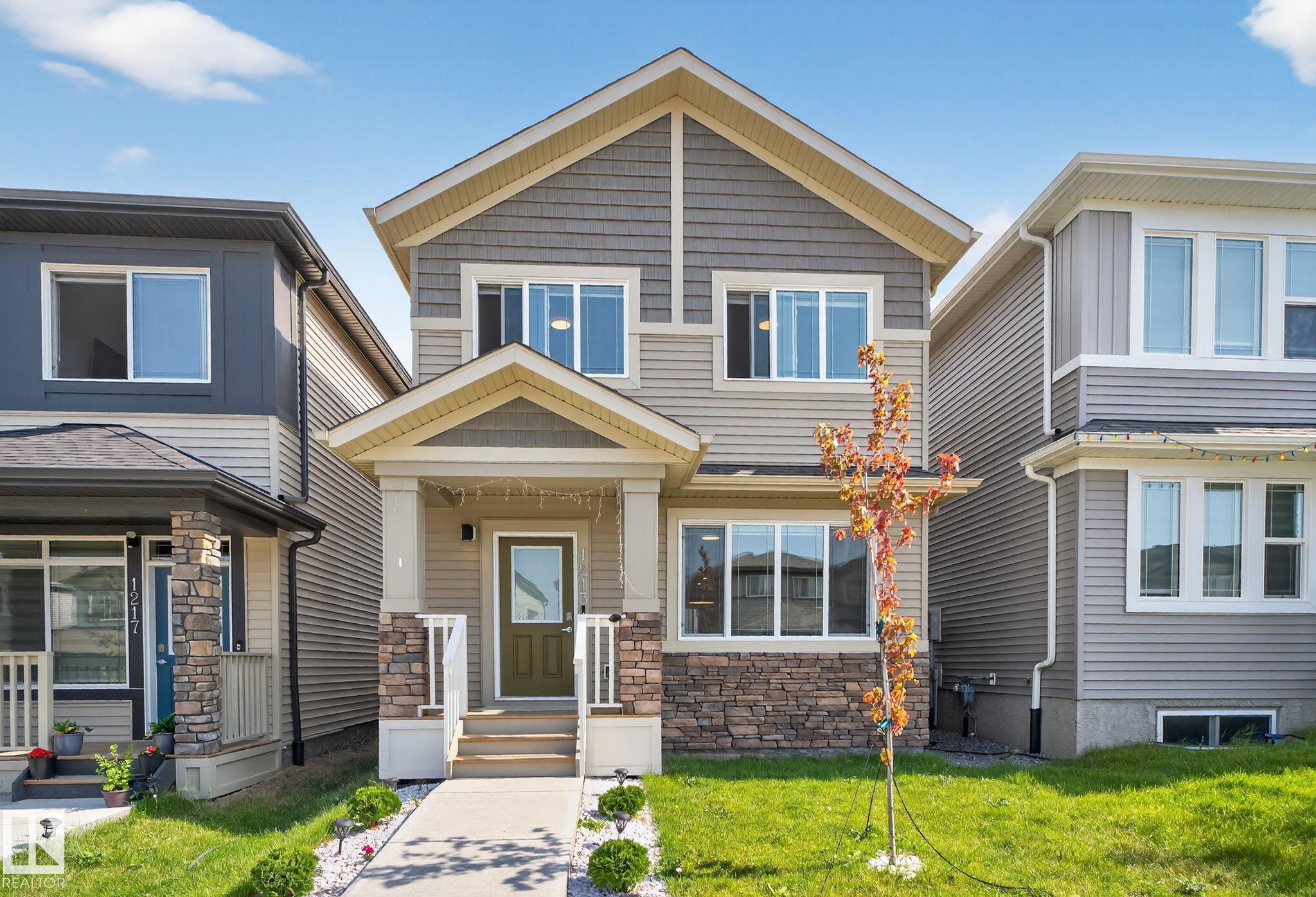 16 St Nw Unit 1213 St #a, Edmonton, AB T6T 2S5