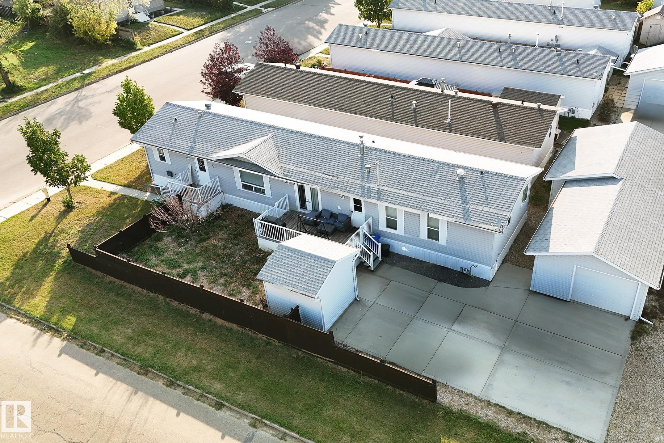 48 Av Unit 4802 Ave, Wetaskiwin, AB T9A 0E7