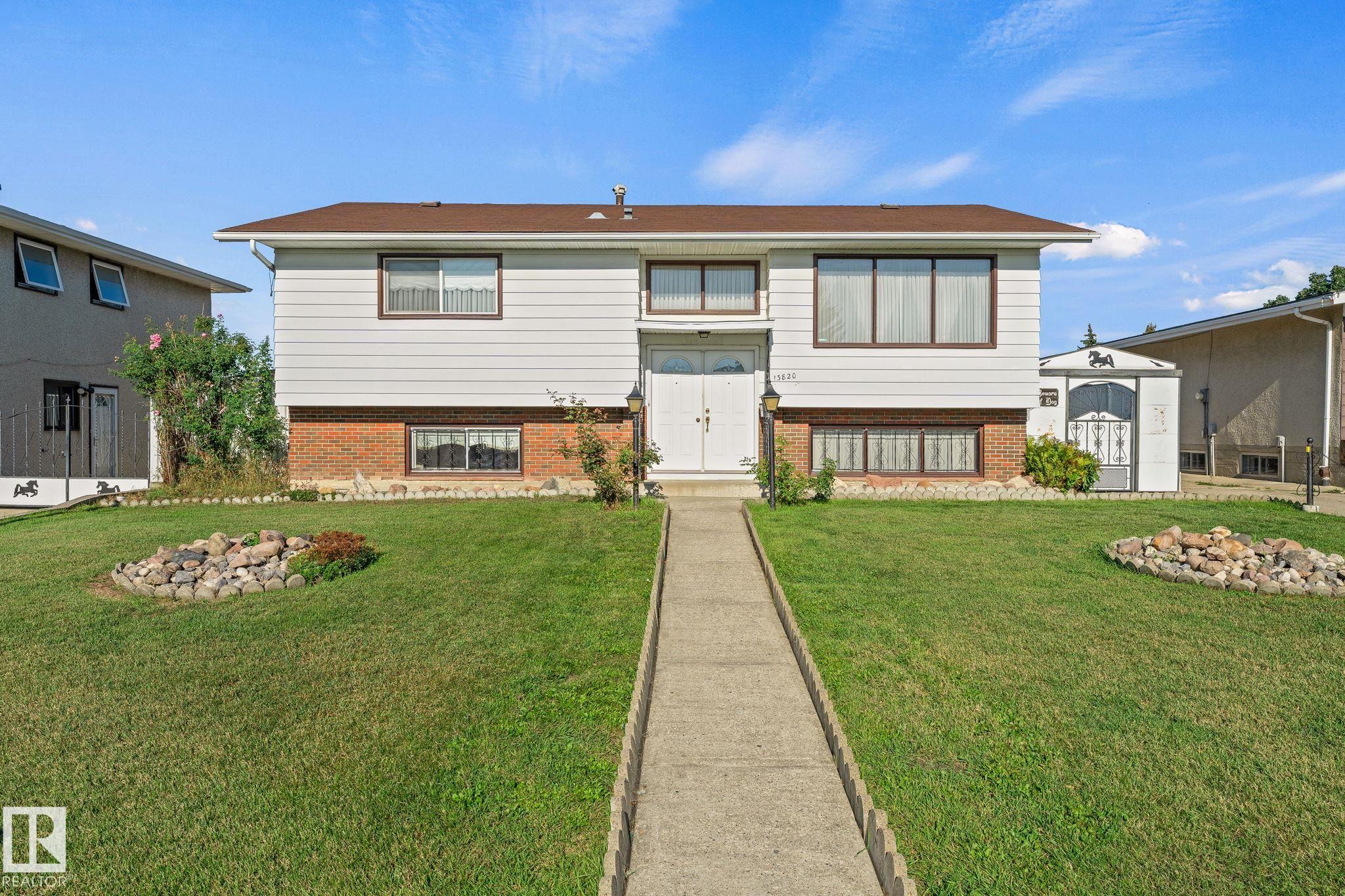 86 St Nw Unit 13820 St, Edmonton, AB T5E 3C1