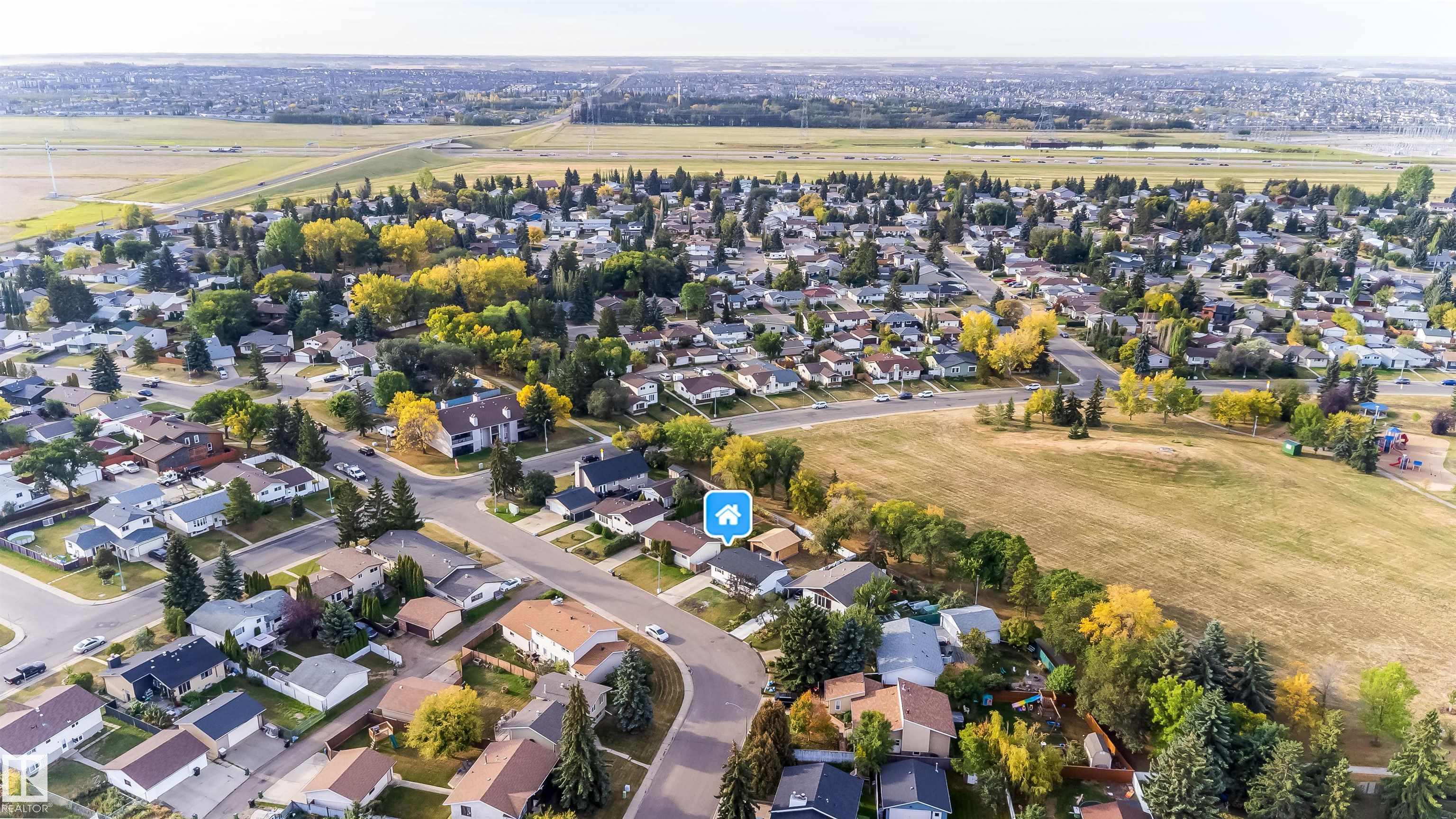 12 Av Nw Unit 7115 Ave, Edmonton, AB T6K 3H6