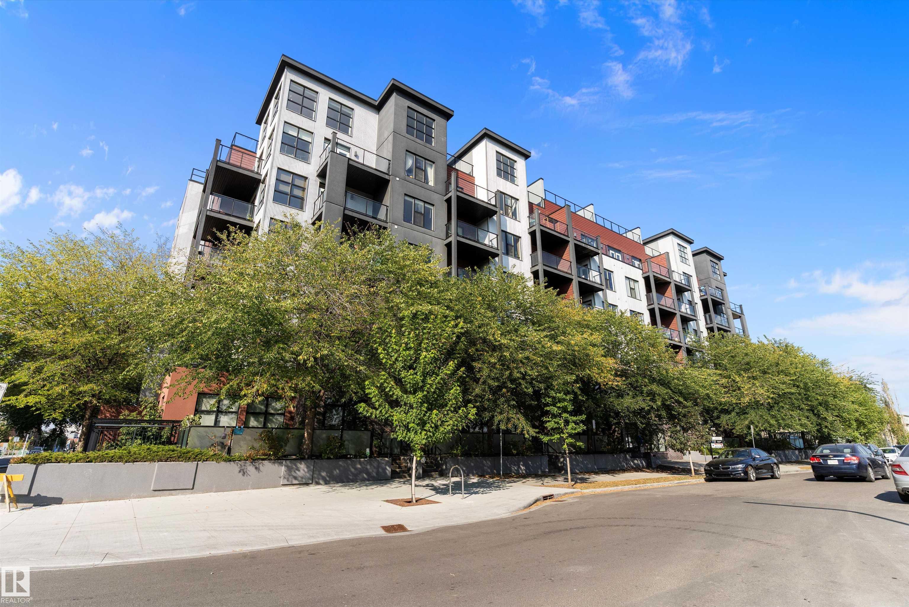 10518 113 Street #110, Edmonton, AB T5H 0C6