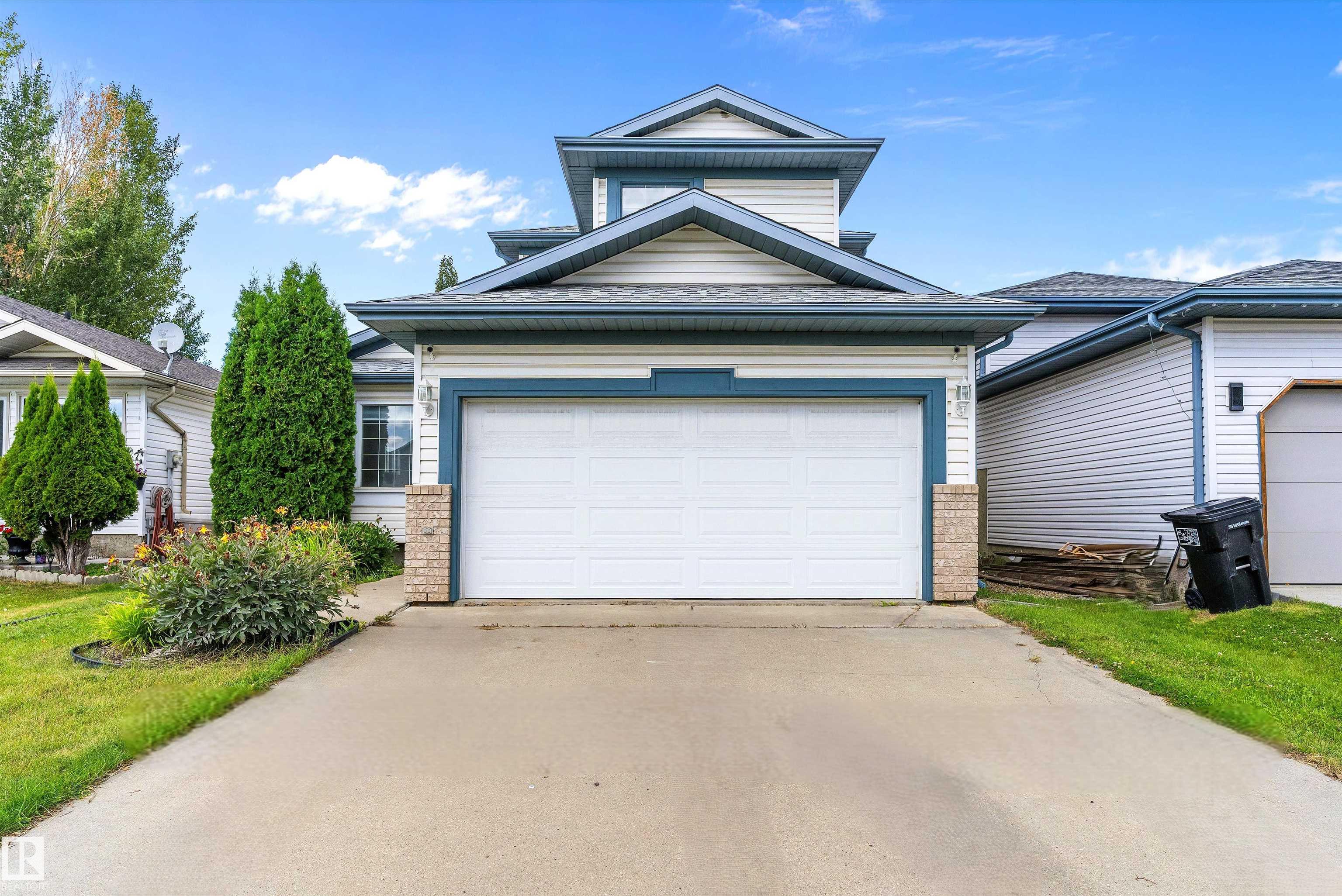 144 Av Nw Unit 12828 Ave, Edmonton, AB T6V 1C7