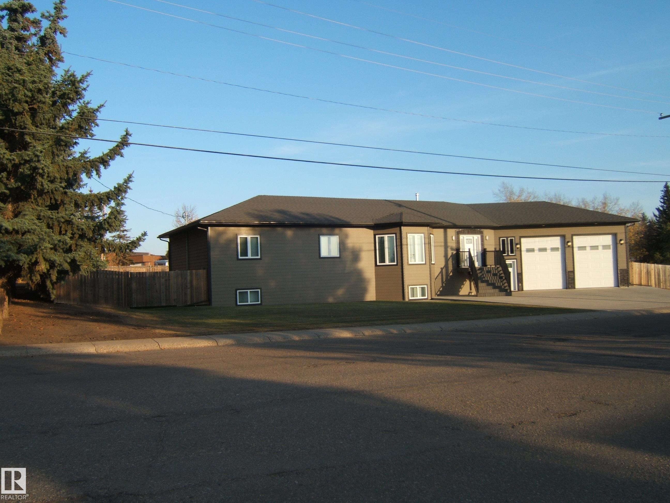 46 St Unit 5301 St, Two Hills, AB T0B 4K0