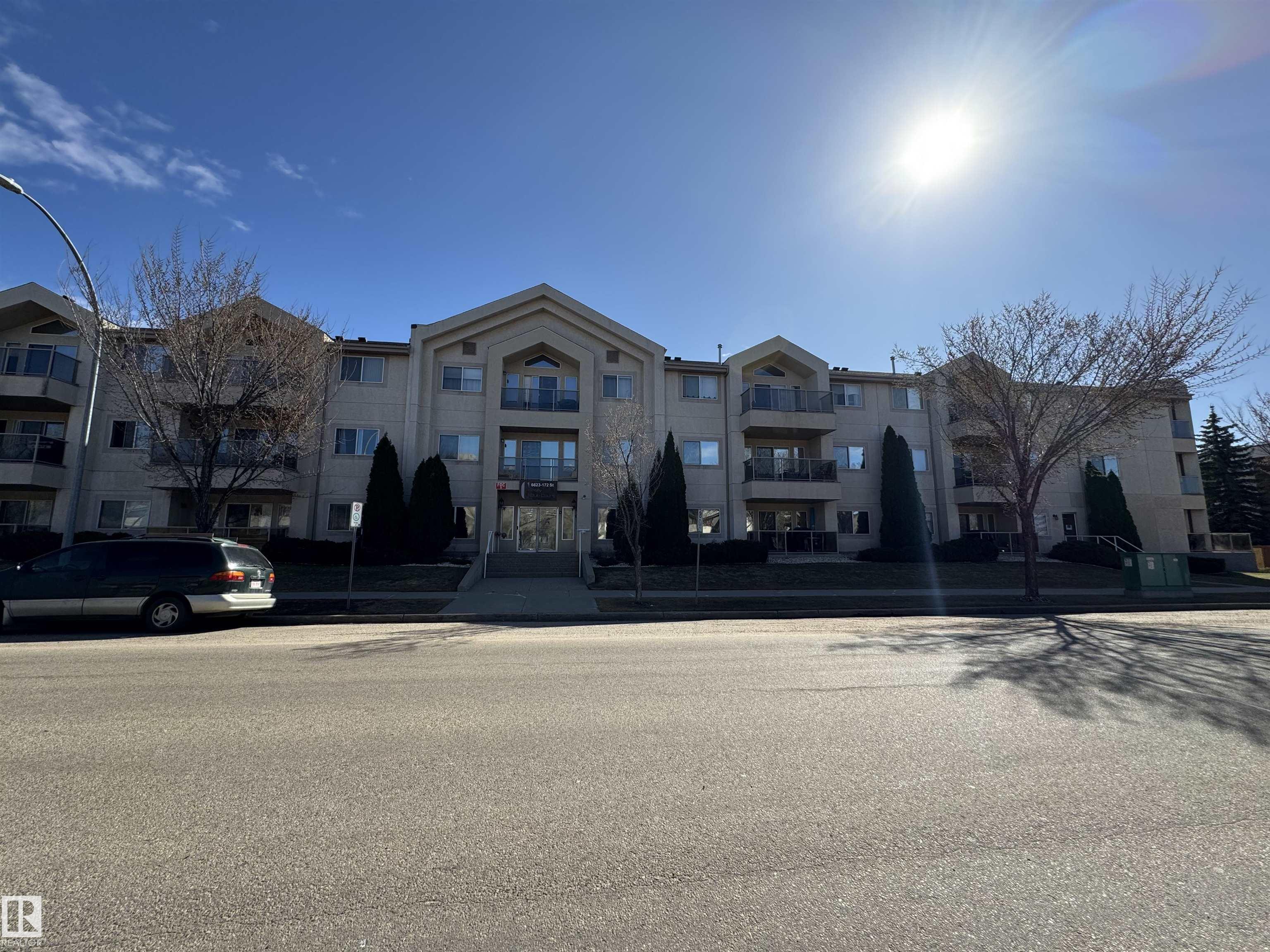 172 St Nw Unit 6623 St, Edmonton, AB T5T 6J2