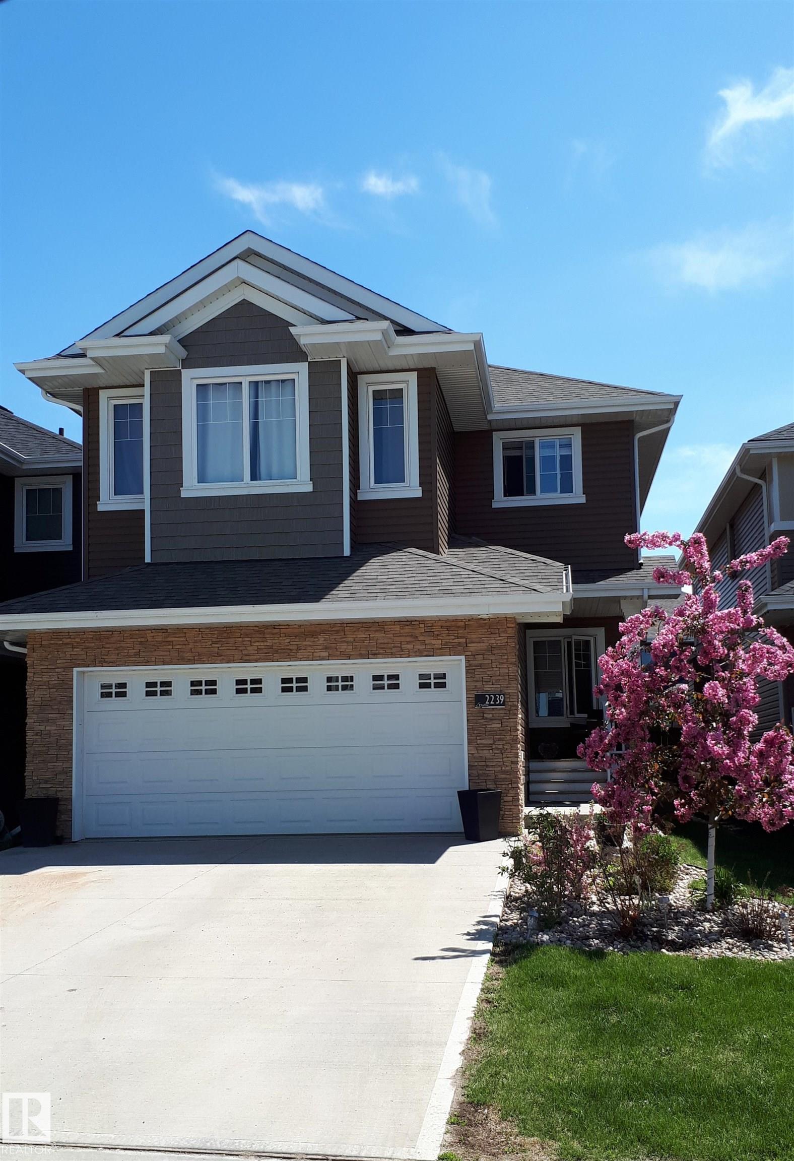2239 Blue Jay Lndg NW, Edmonton, AB T5S 0H8