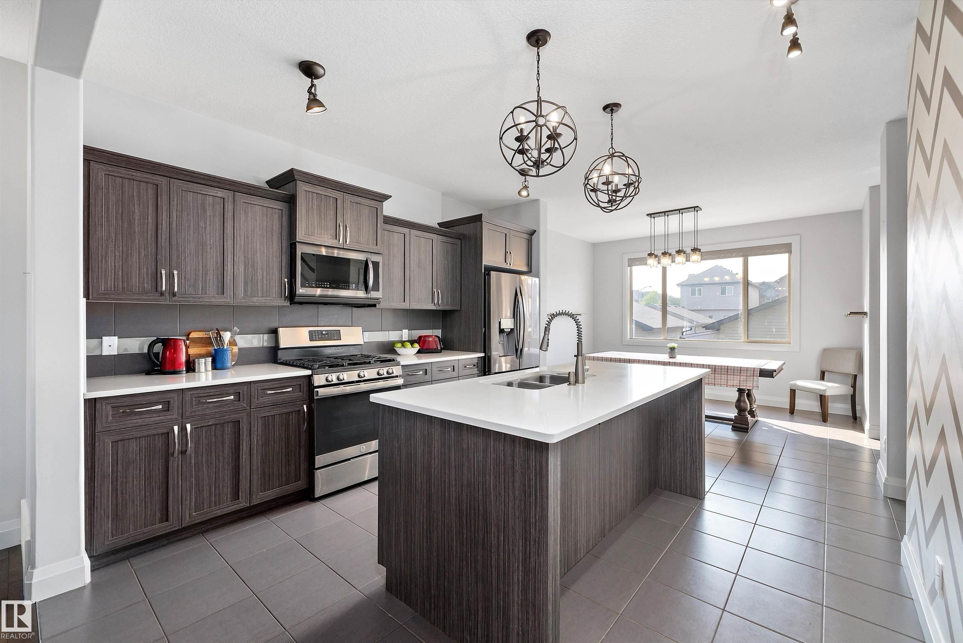 84 Greenbury Bv Blvd, Spruce Grove, AB T7X 0M4