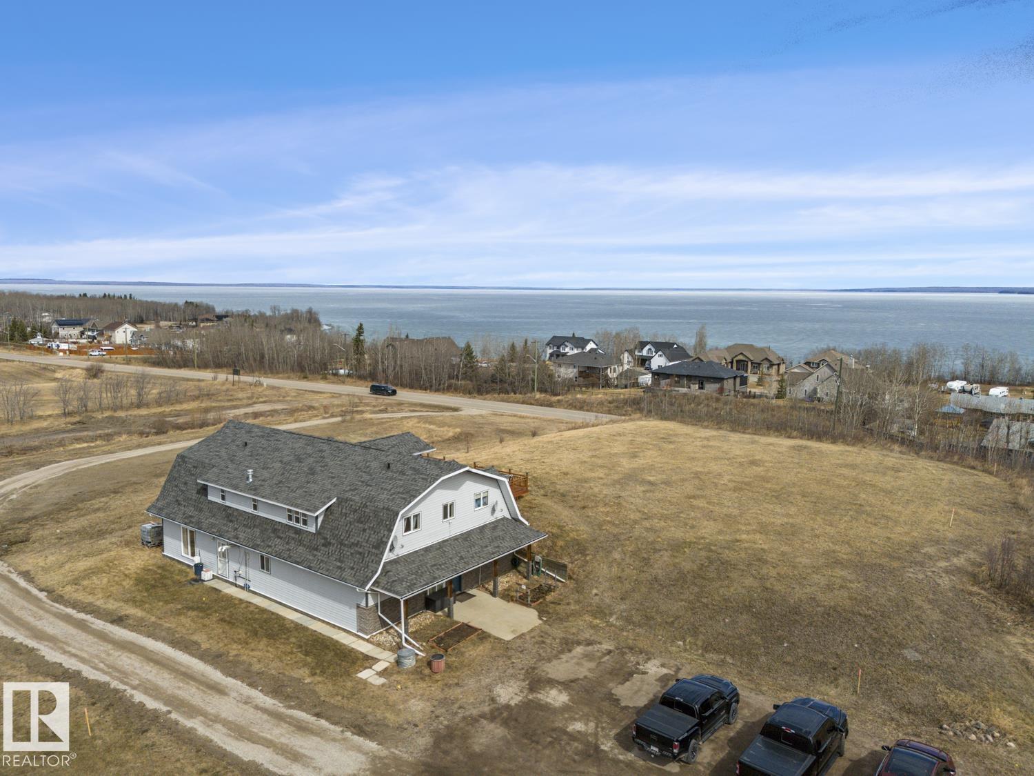 28 St Unit 1305 St, Cold Lake, AB T9M 1G2