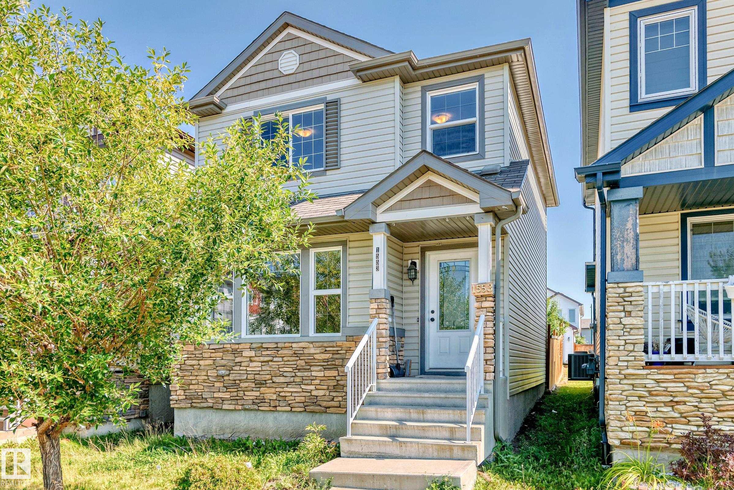 33 St Nw Unit 1553 St #a, Edmonton, AB T6T 0X5