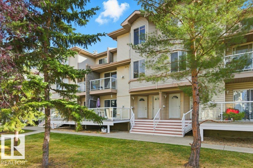 2505 42 Street Northwest #unit 40, Edmonton, AB T6L 7G8