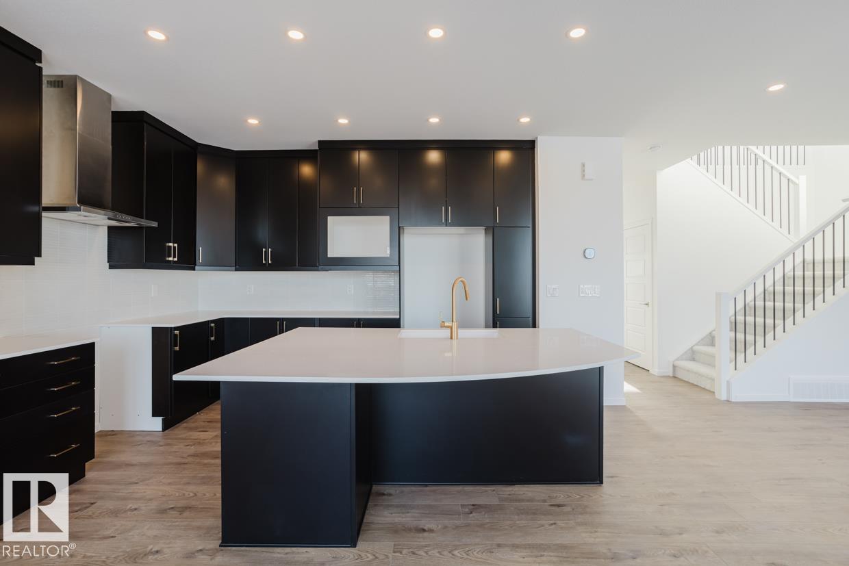 1027 Wolf Willow Way, Sherwood Park, AB T8H 3B3