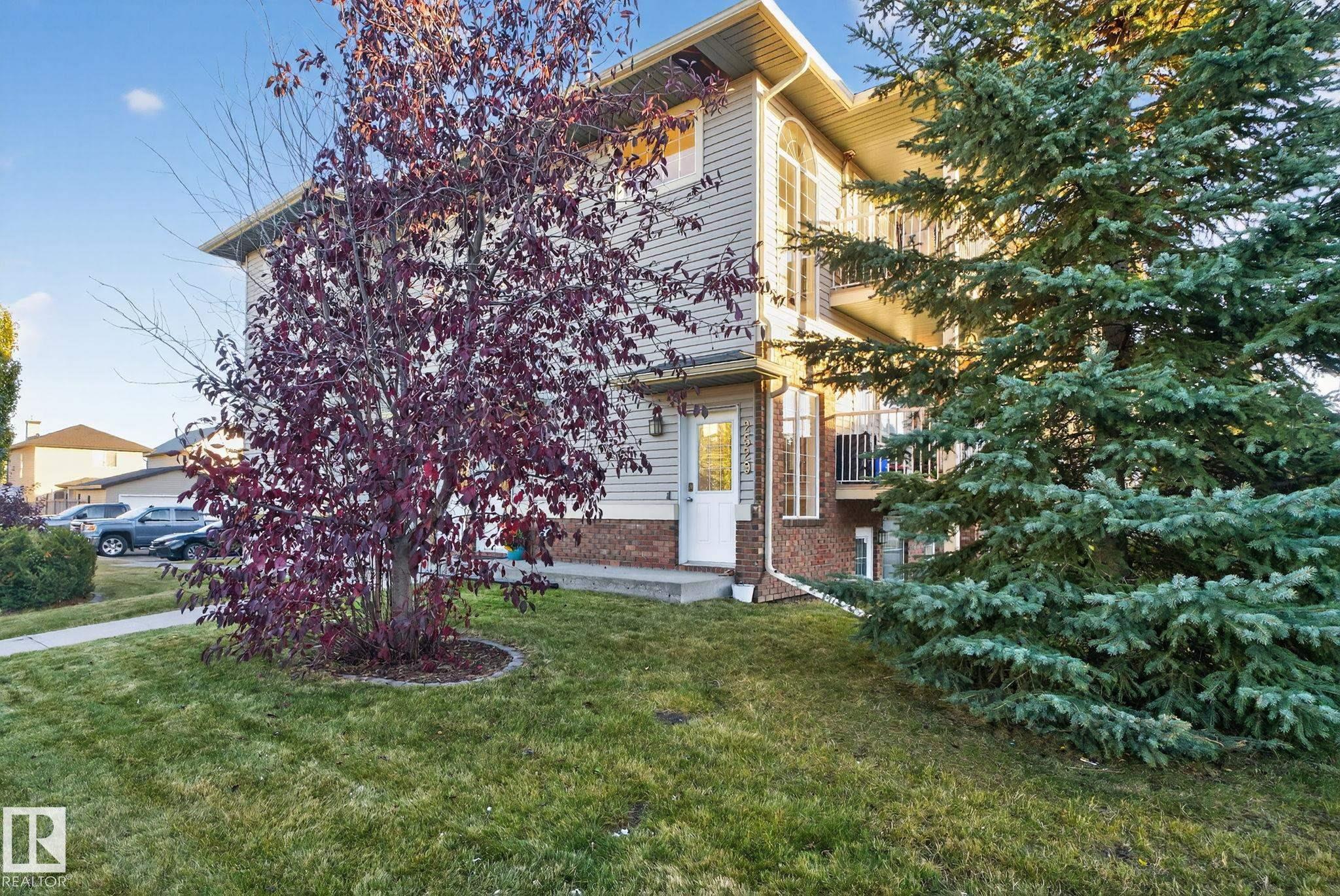 30 Av Nw Unit 2529 Ave, Edmonton, AB T5T 2A1