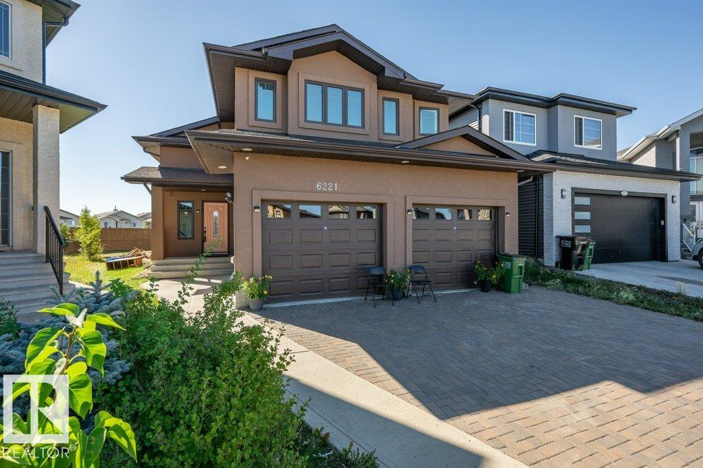 167 Av Nw Unit 6221 Ave #a, Edmonton, AB T5Y 3M8