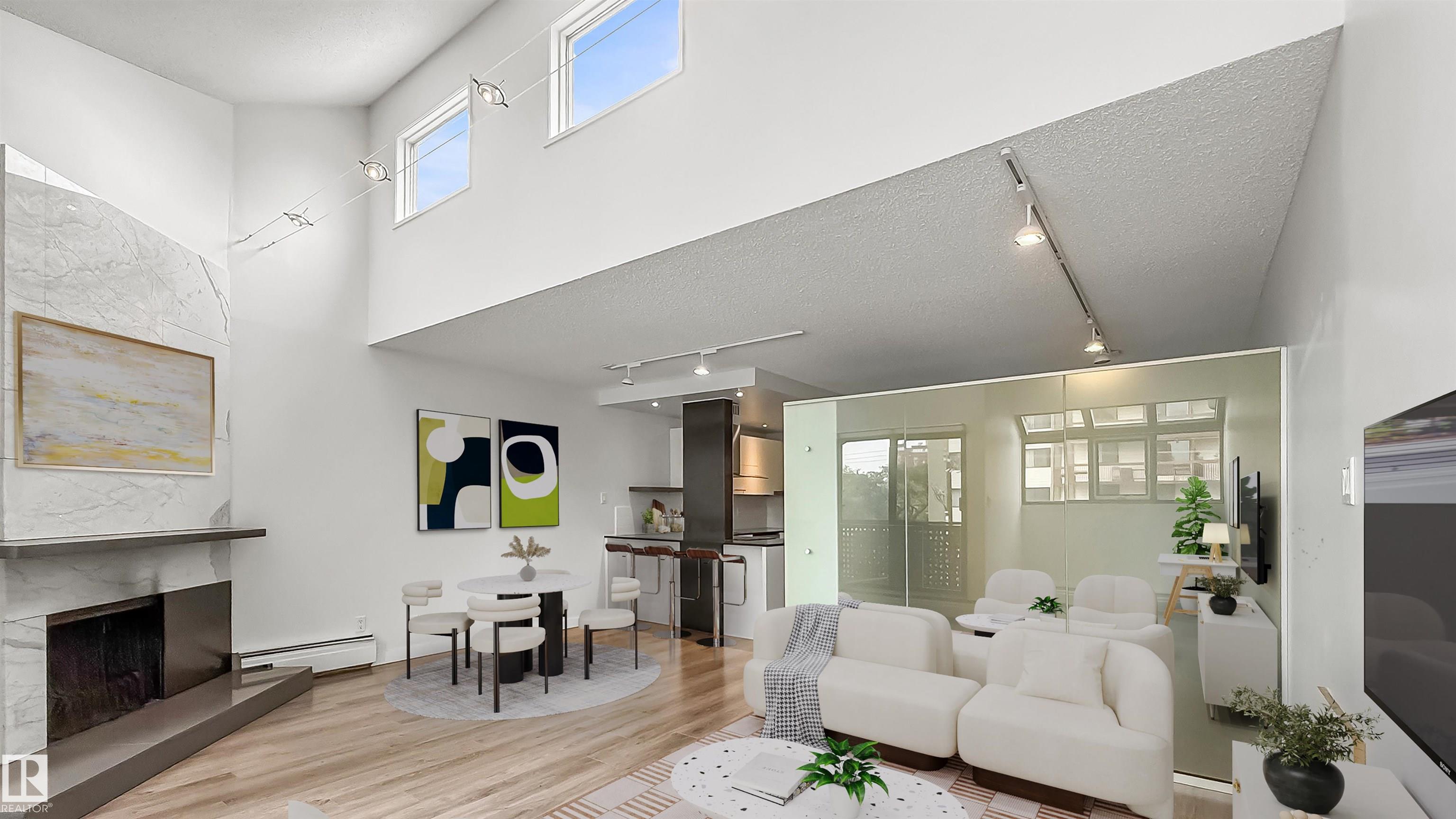10148 118 Street Northwest St #302, Edmonton, AB T5K 1Y4