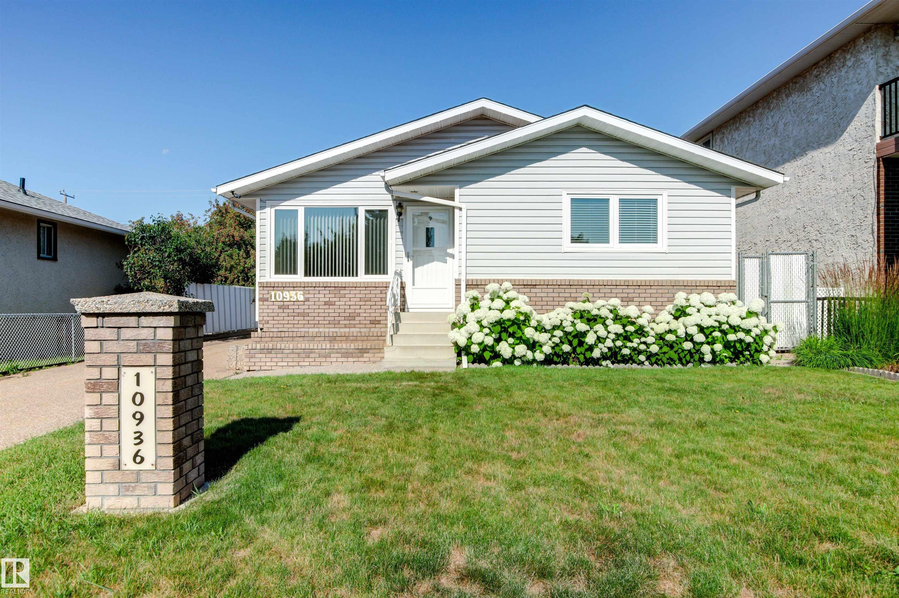 151 St Nw Unit 10936 St, Edmonton, AB T5P 1W1