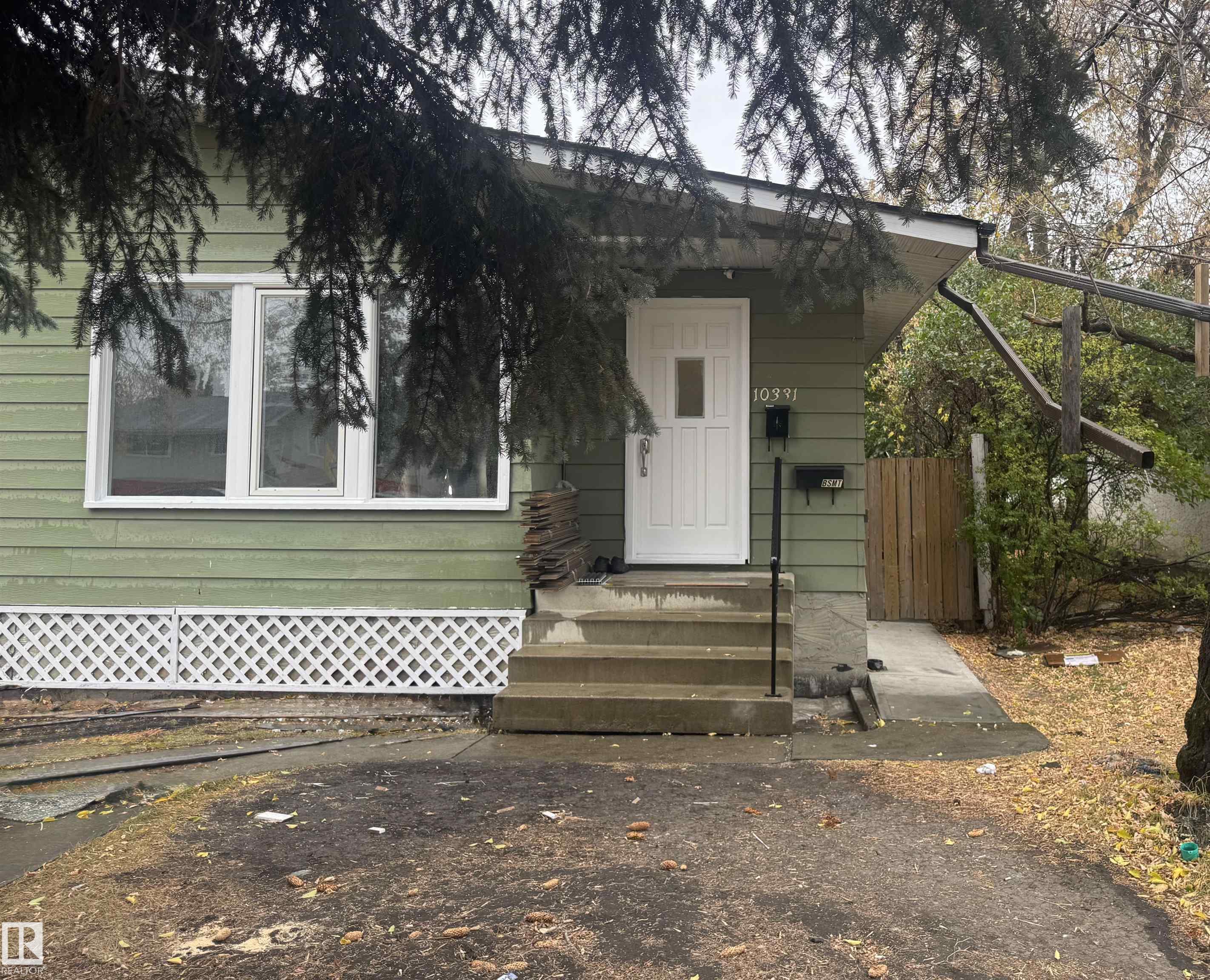 153 St Nw Unit 10331 St, Edmonton, AB T5P 2B7