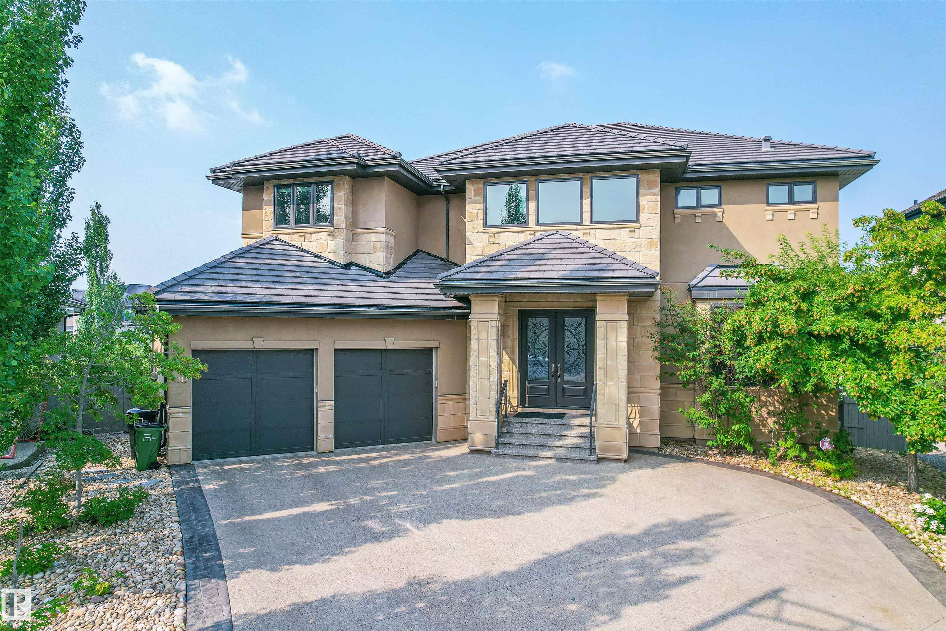 3312 Watson Ba Bay SW, Edmonton, AB T6W 0P2