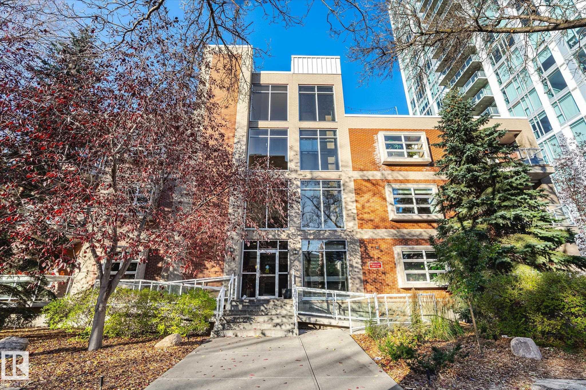 9910 111 Street Northwest #303, Edmonton, AB T5K 1K2