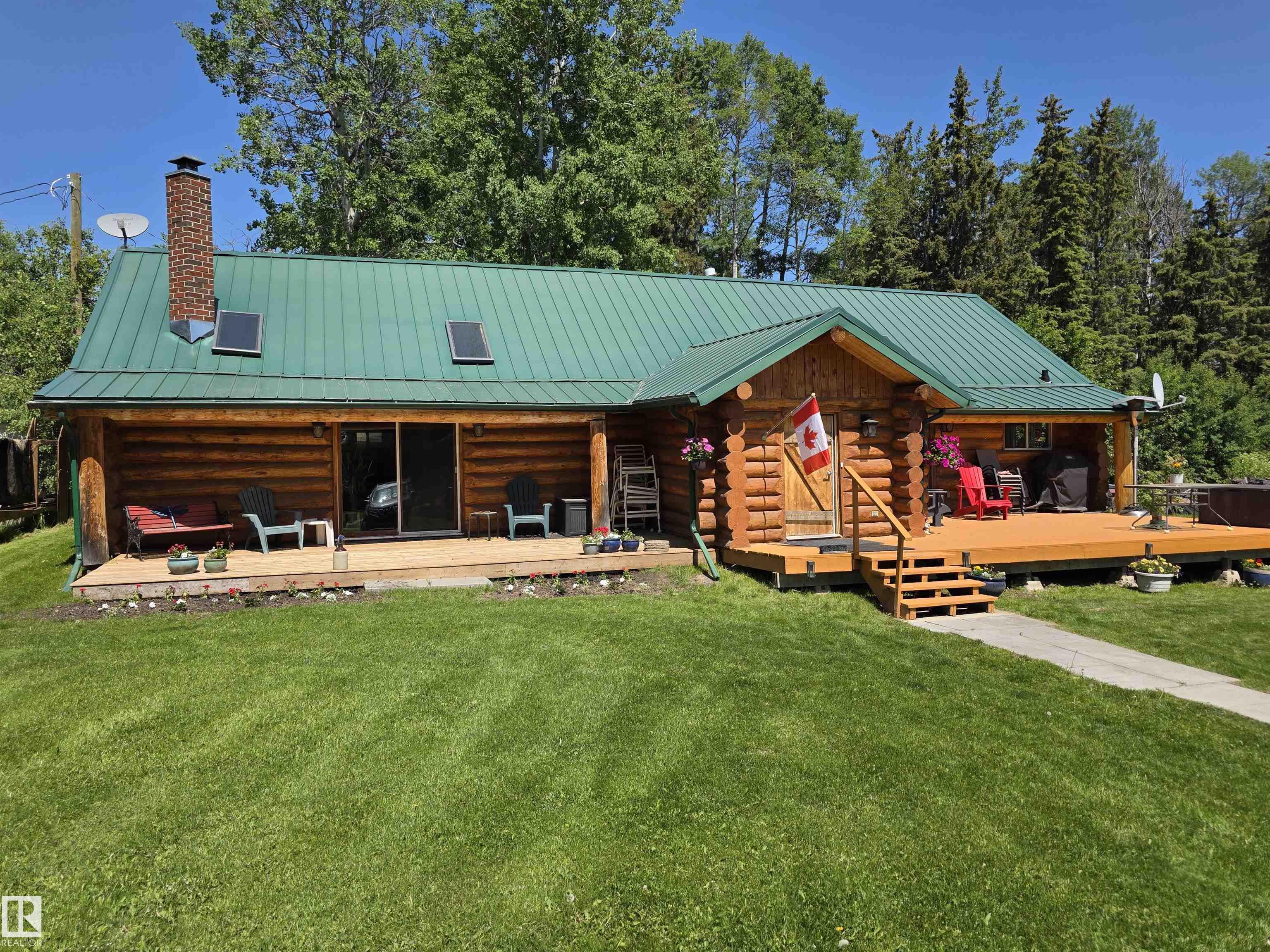 312 Lakeshore Dr, Rural Wetaskiwin County, AB T0C 0T0
