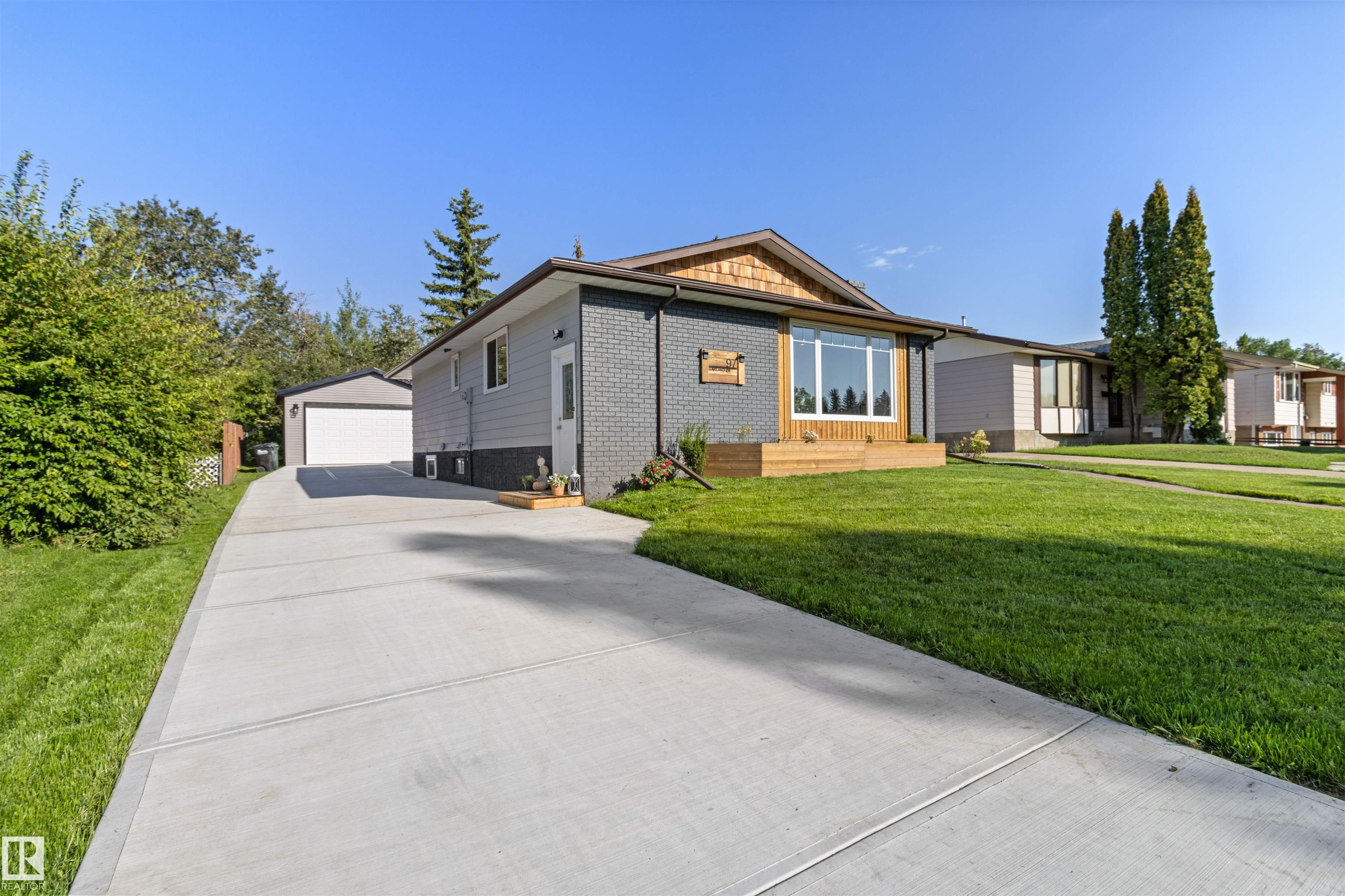 97 Garland Cr Cres, Sherwood Park, AB T8A 2P9