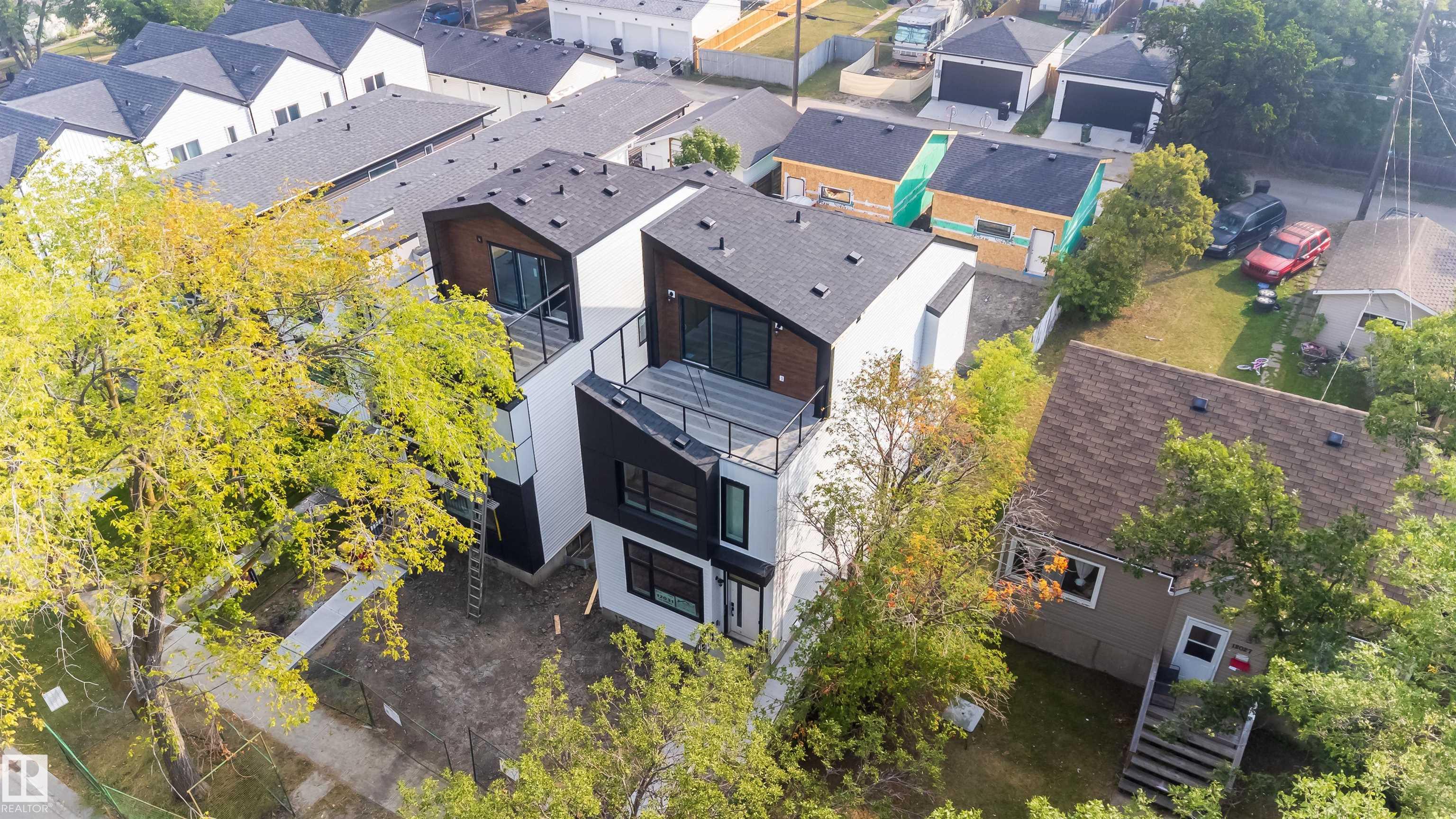 124 St Nw Unit 12031 St, Edmonton, AB T5L 0M8