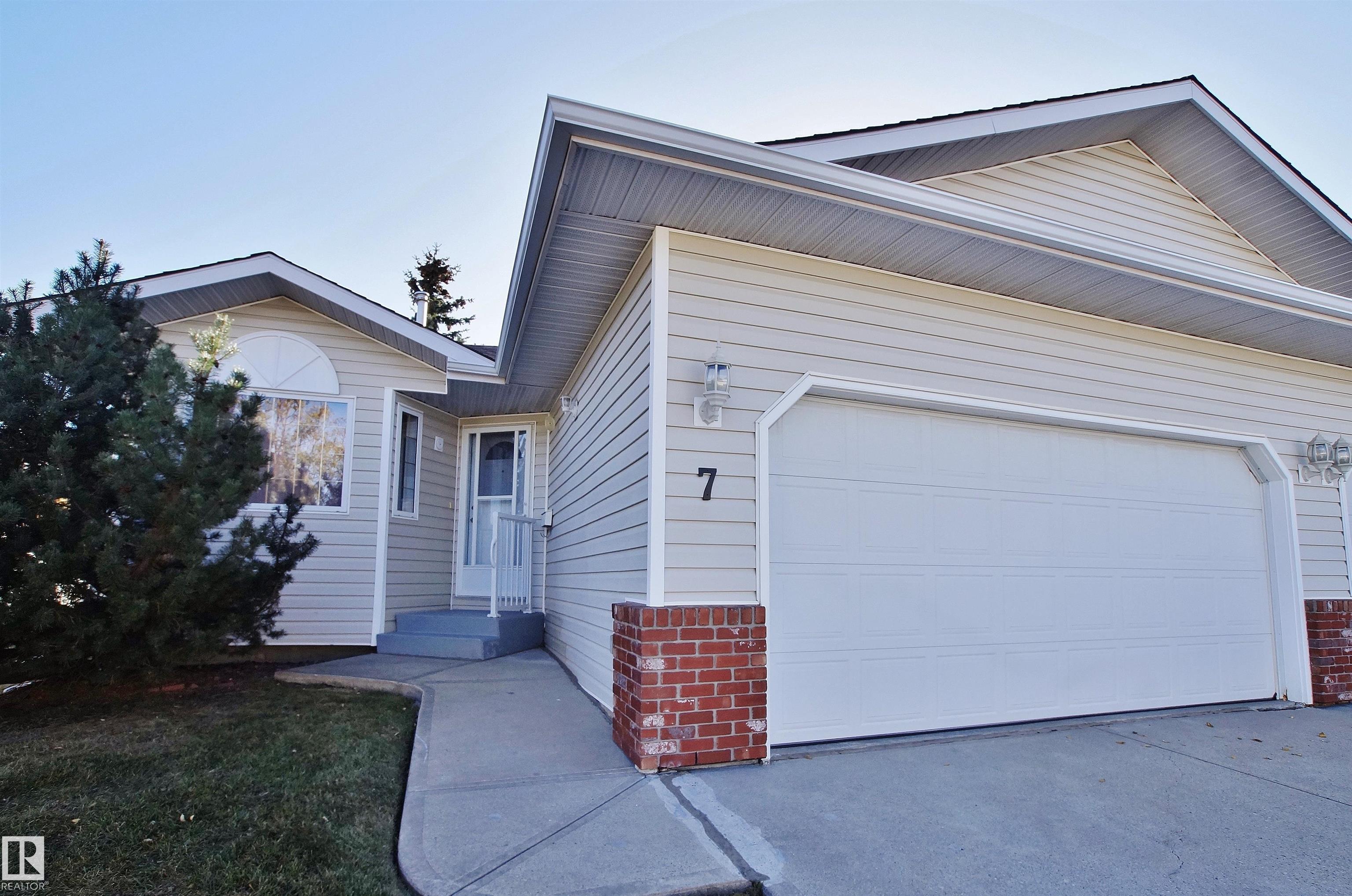 7 Cranford Way #7, Sherwood Park, AB T8A 5W5