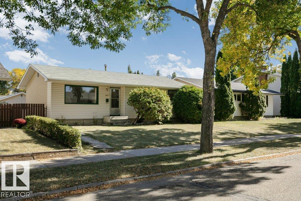 97 St Unit 9417 St, Fort Saskatchewan, AB T8L 1S9