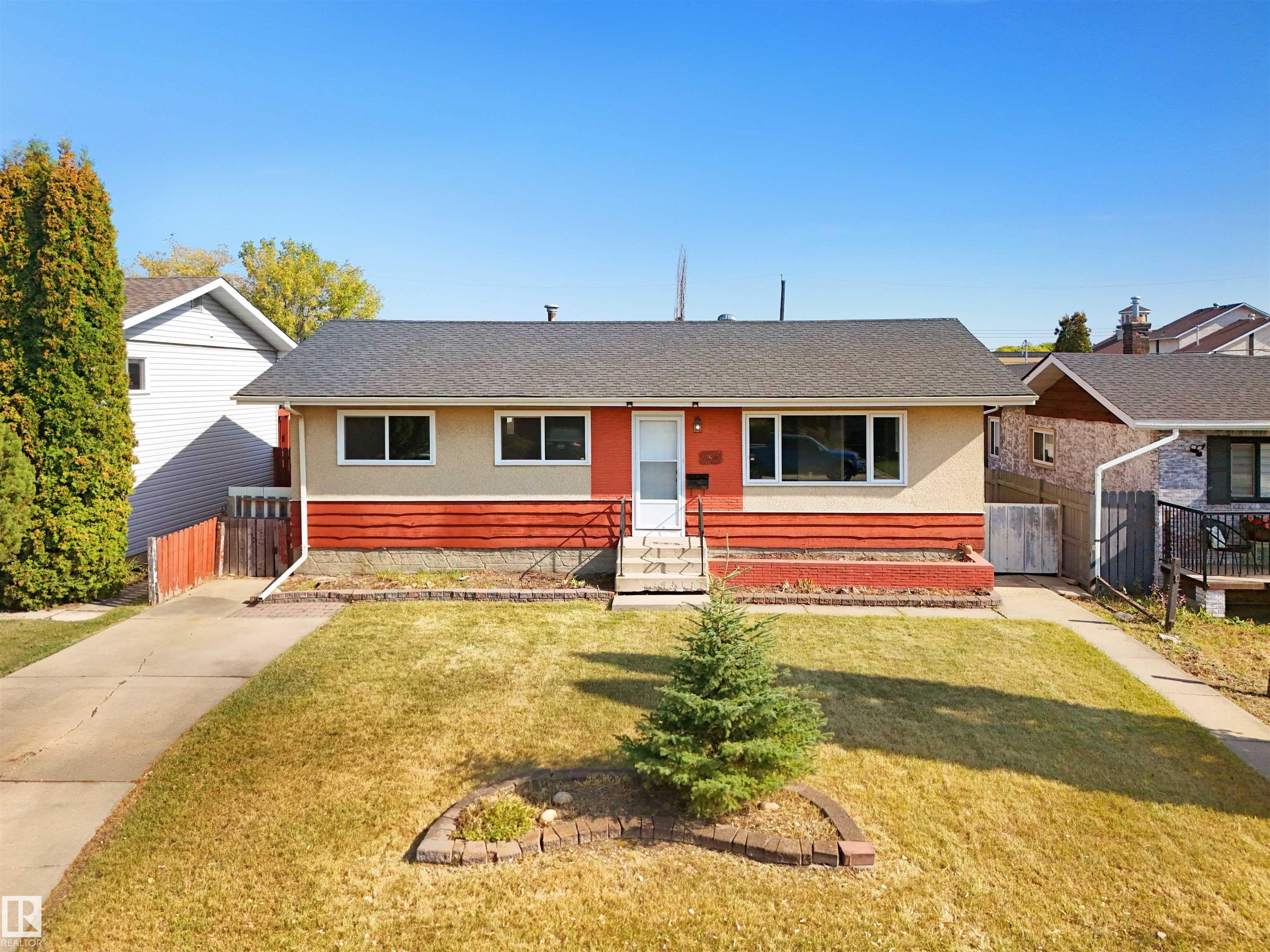 159 St Nw Unit 9815 St, Edmonton, AB T5P 2Z6