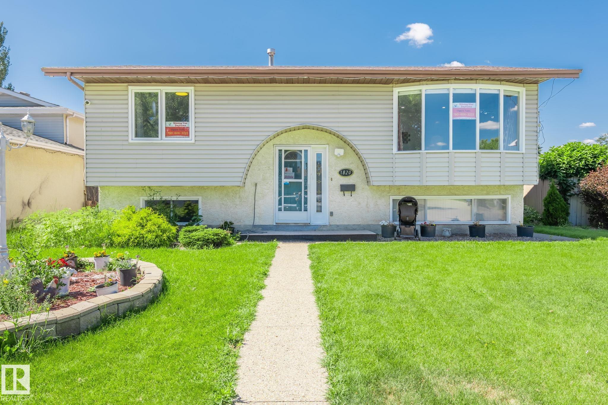 47 St Nw Unit 1820 St, Edmonton, AB T6L 3J3