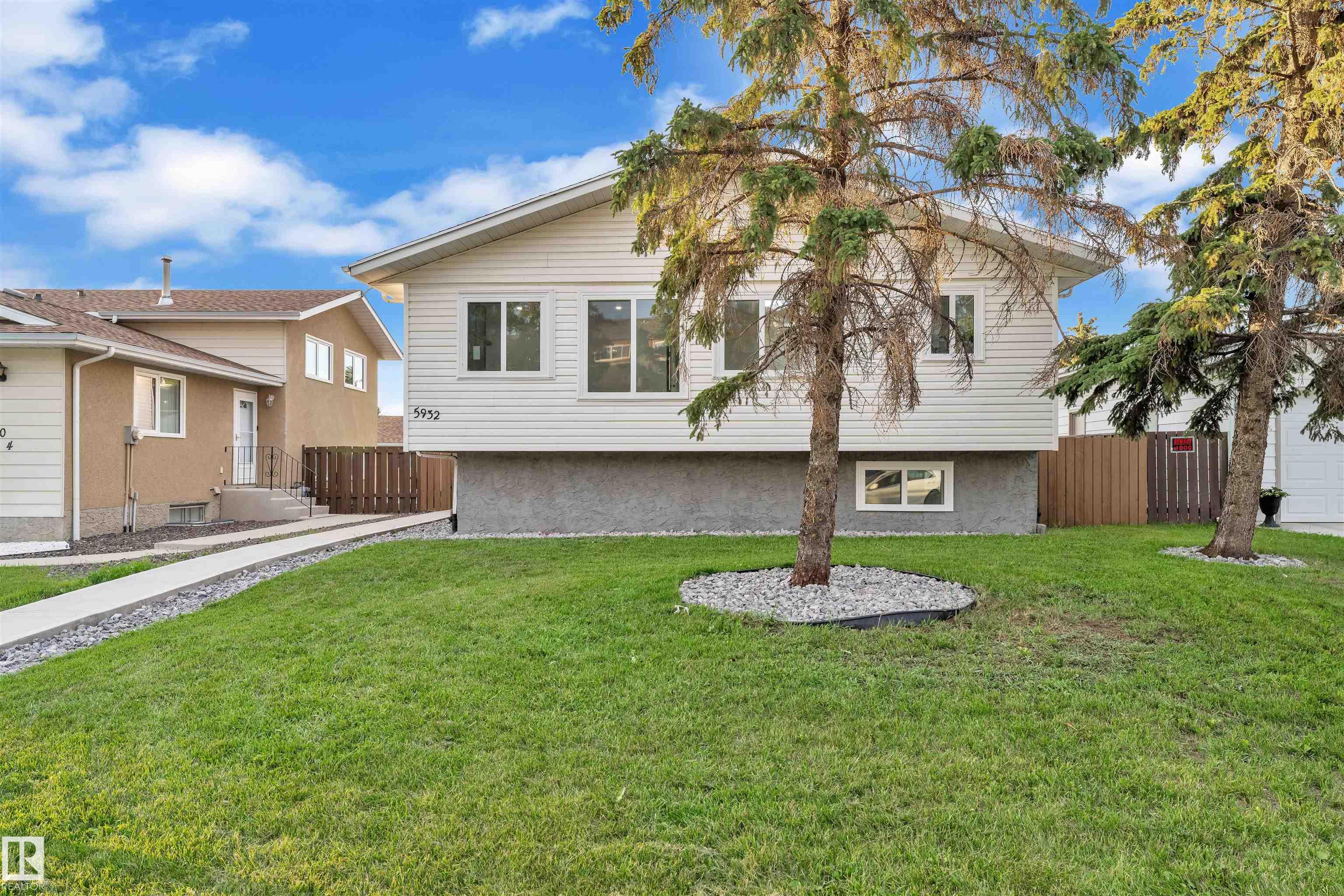 40 Av Nw Unit 5932 Ave, Edmonton, AB T6L 1A9