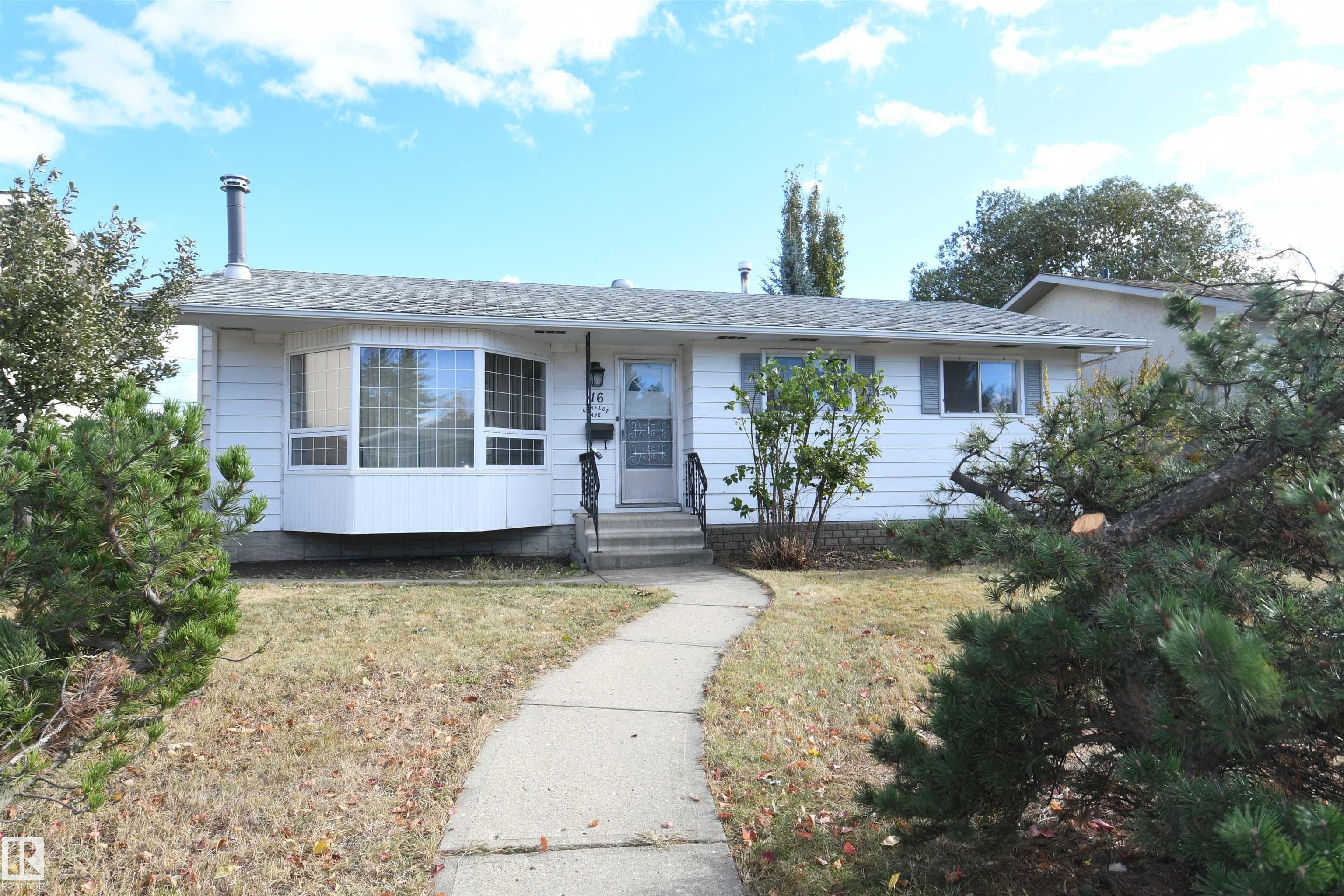 16 Camelot Ave, Leduc, AB T9E 4M3