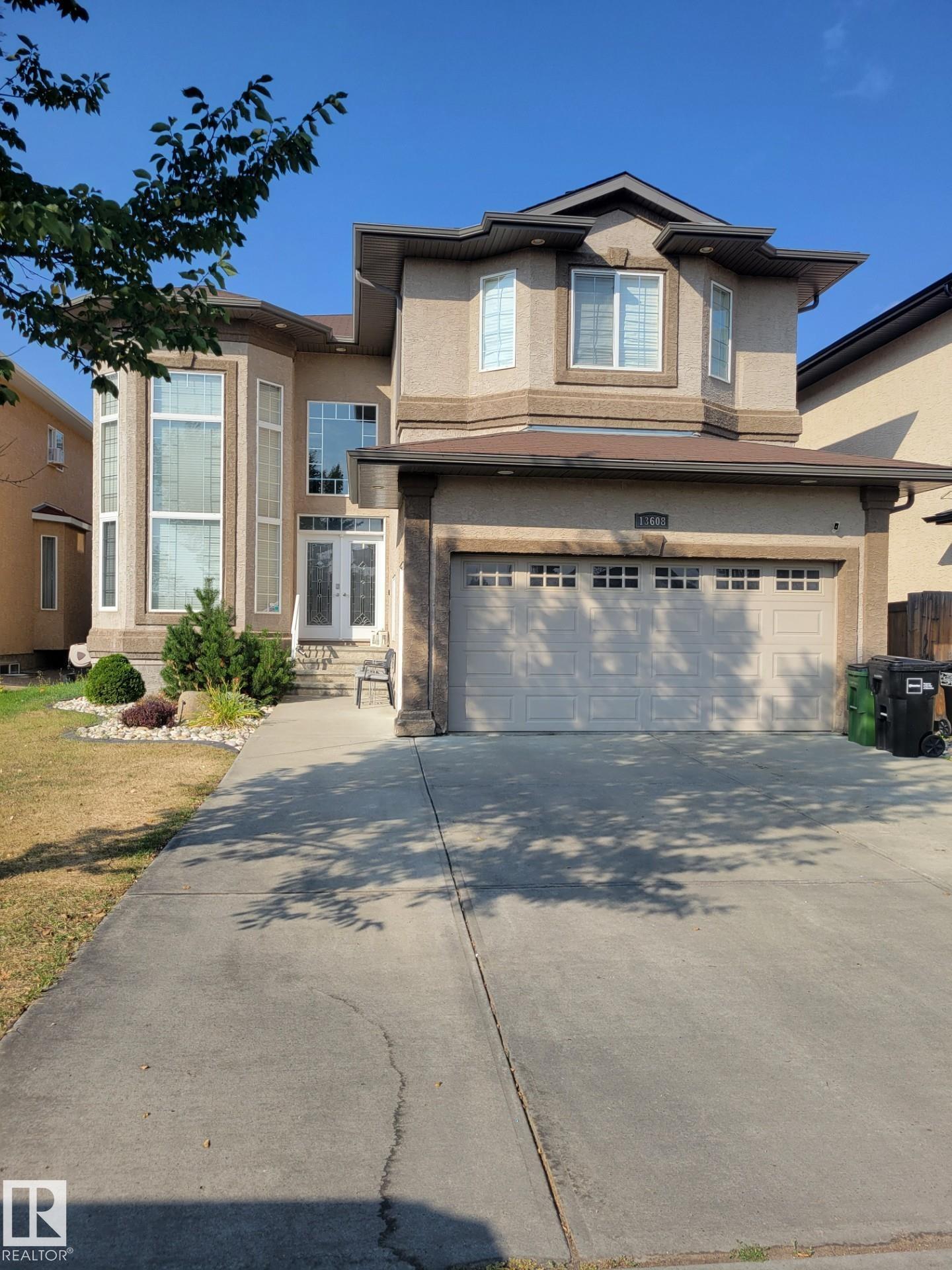 160 Av Nw Unit 13608 Ave, Edmonton, AB T6V 0B9