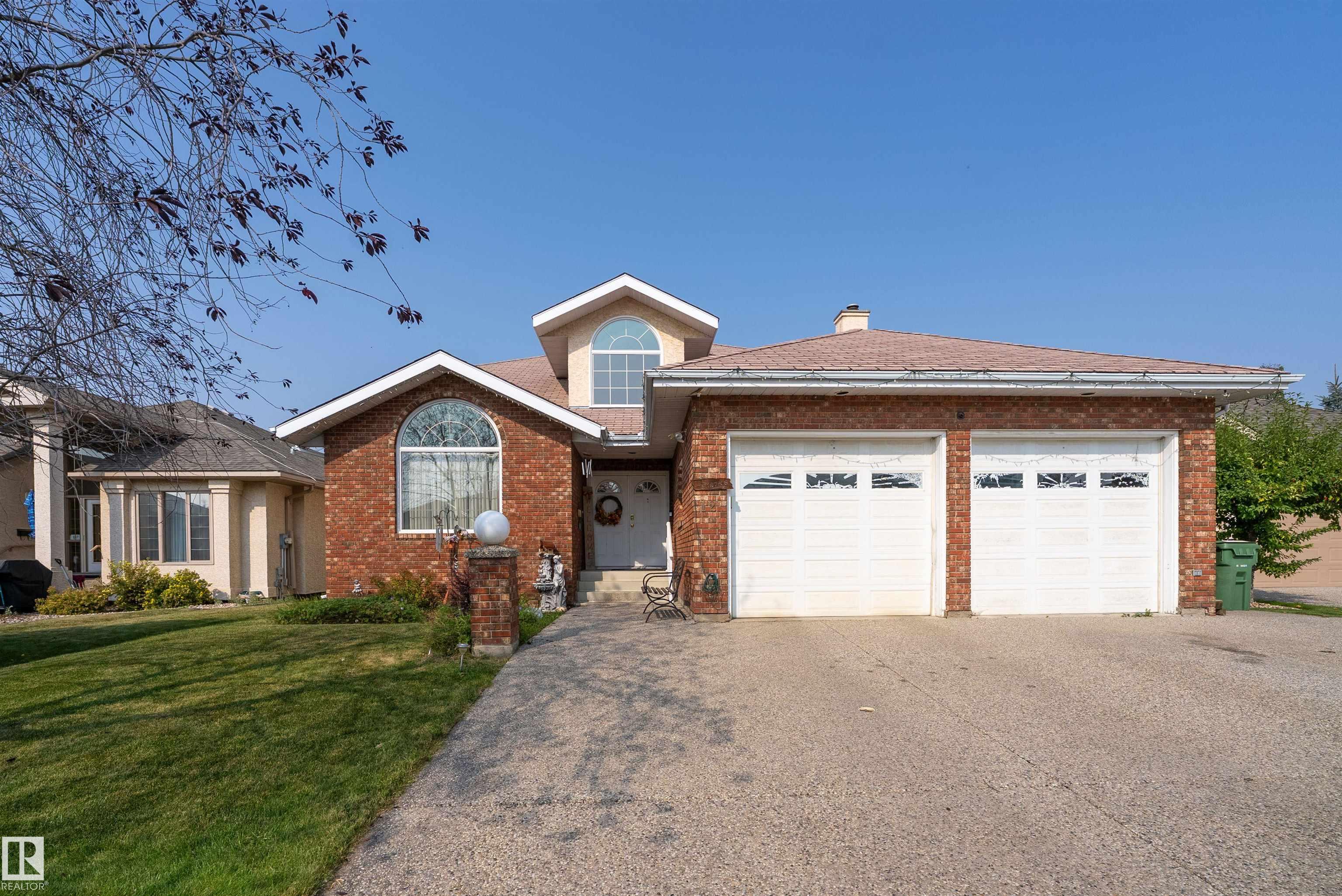 12 J Brown Pl, Leduc, AB T9E 6P9