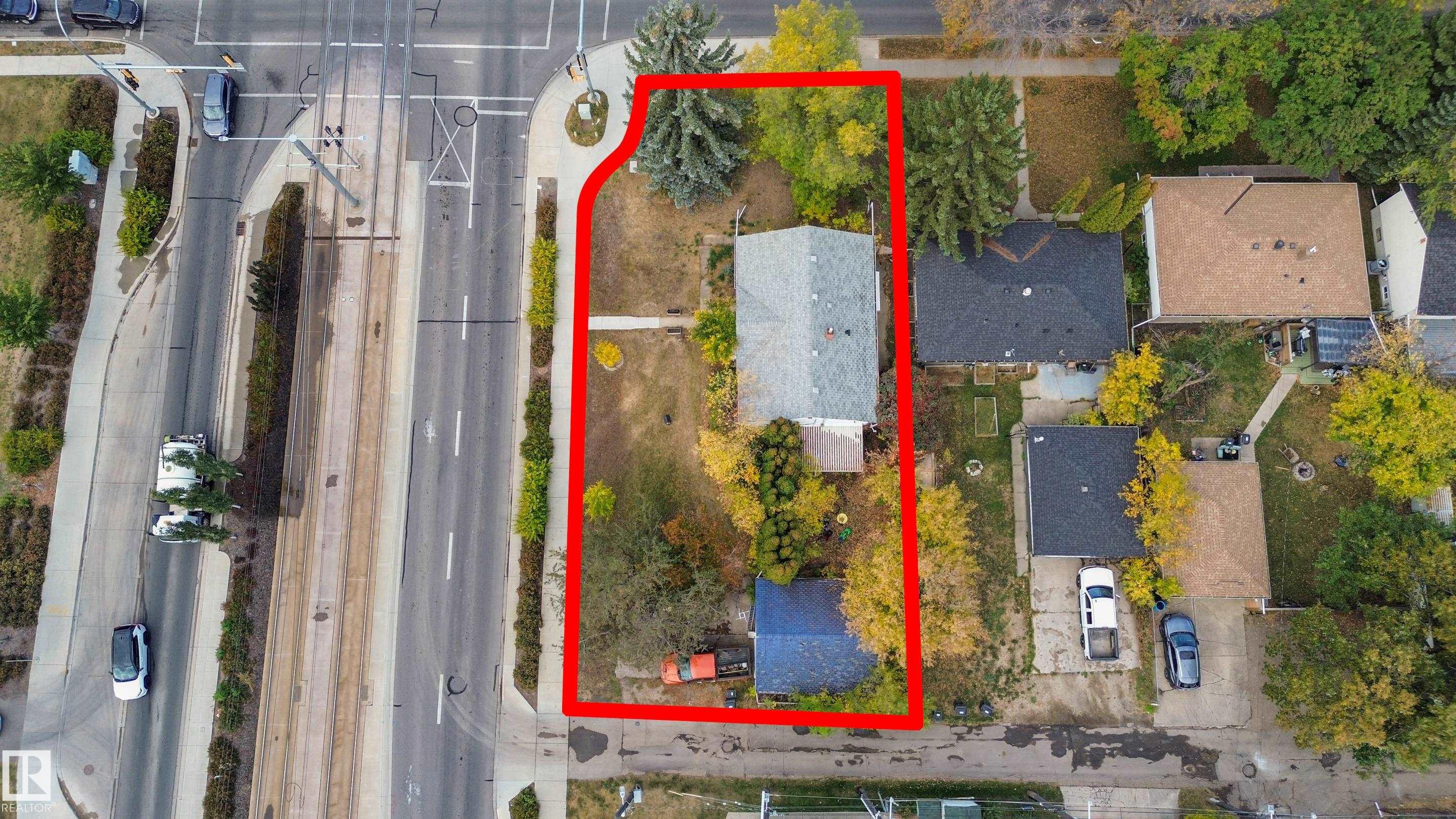 83 St Nw Unit 7515 St, Edmonton, AB T6C 2Y5