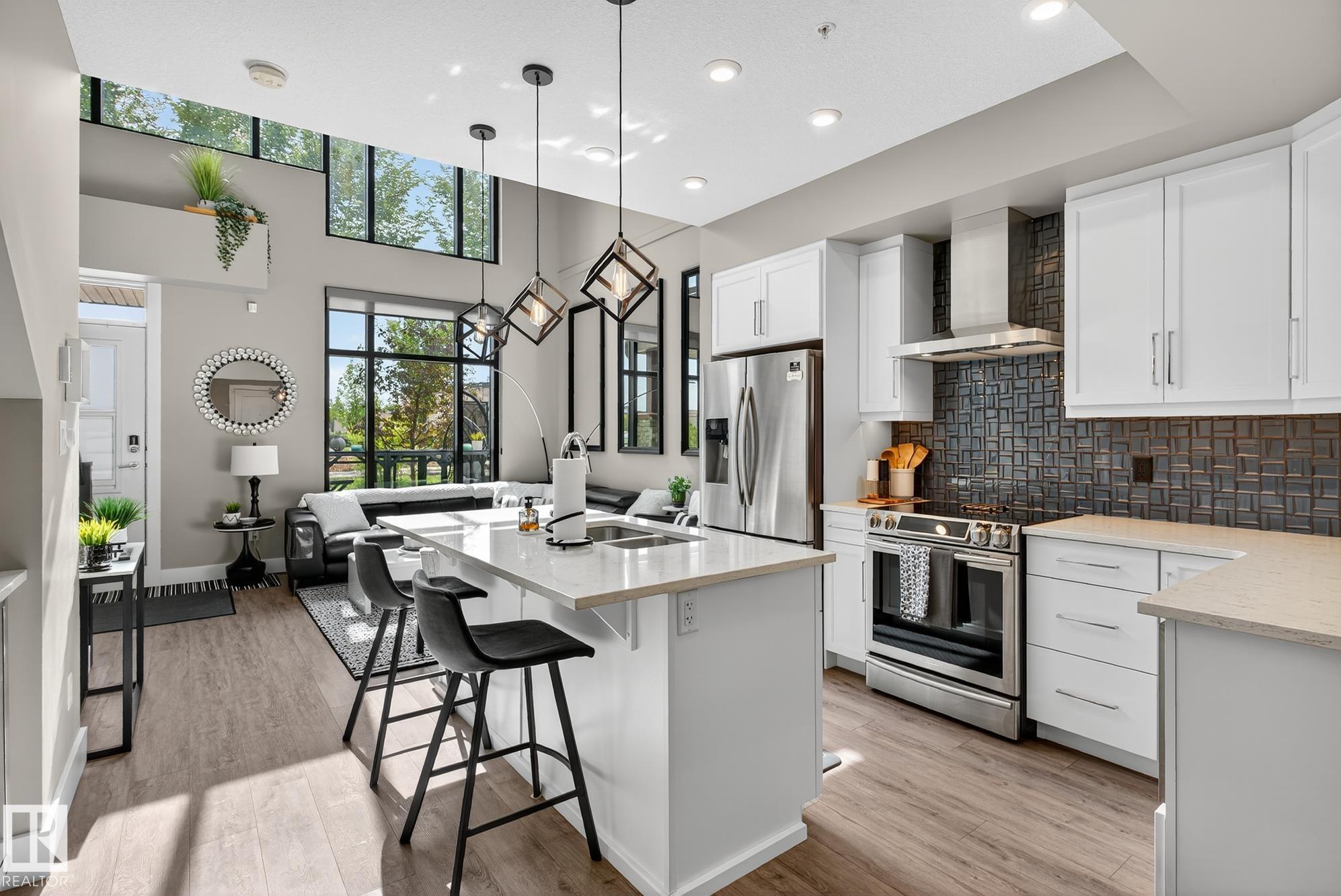 524 Griesbach Parade Northwest #127, Edmonton, AB T5E 6X2