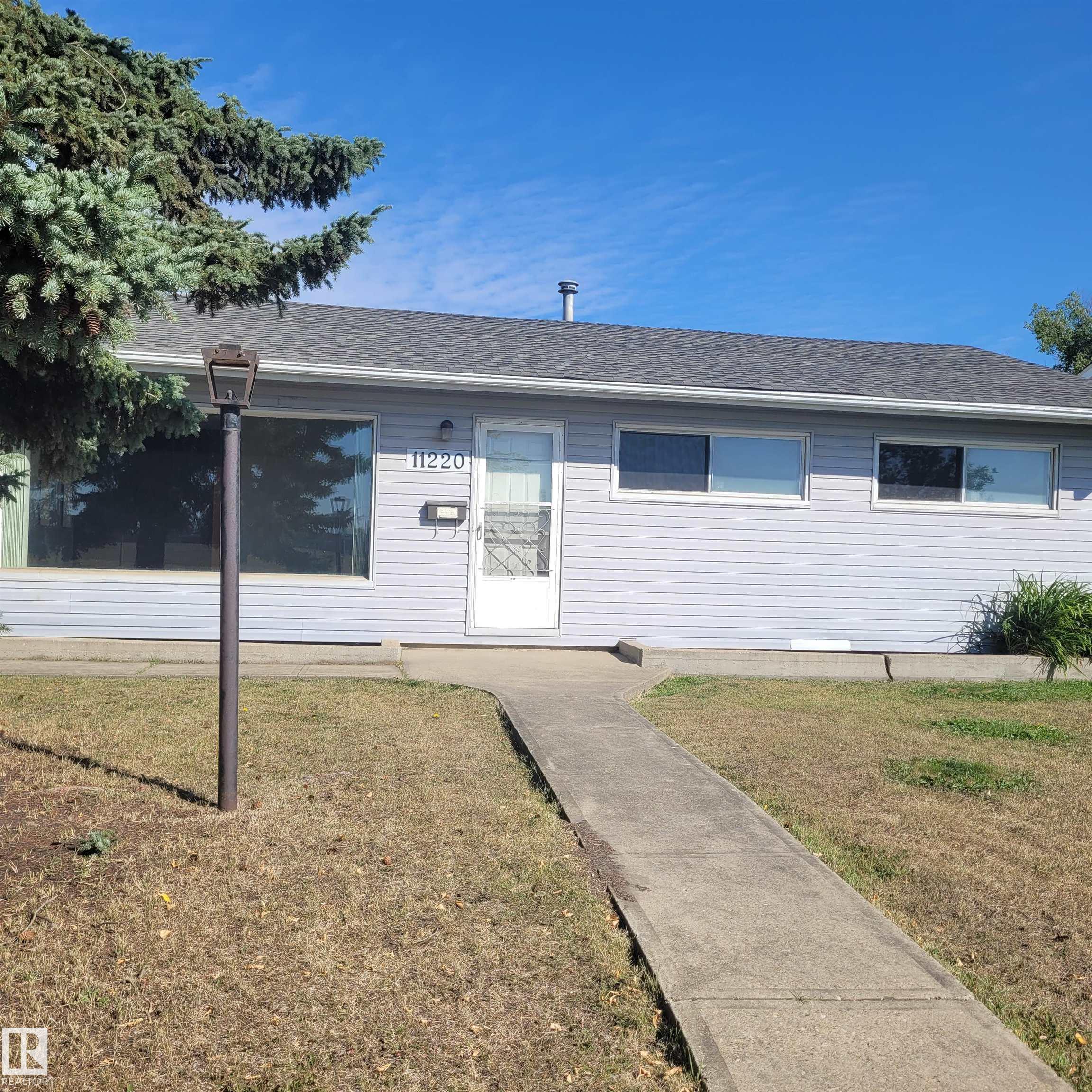 134 Av Nw Unit 11220 Ave, Edmonton, AB T5E 1K5