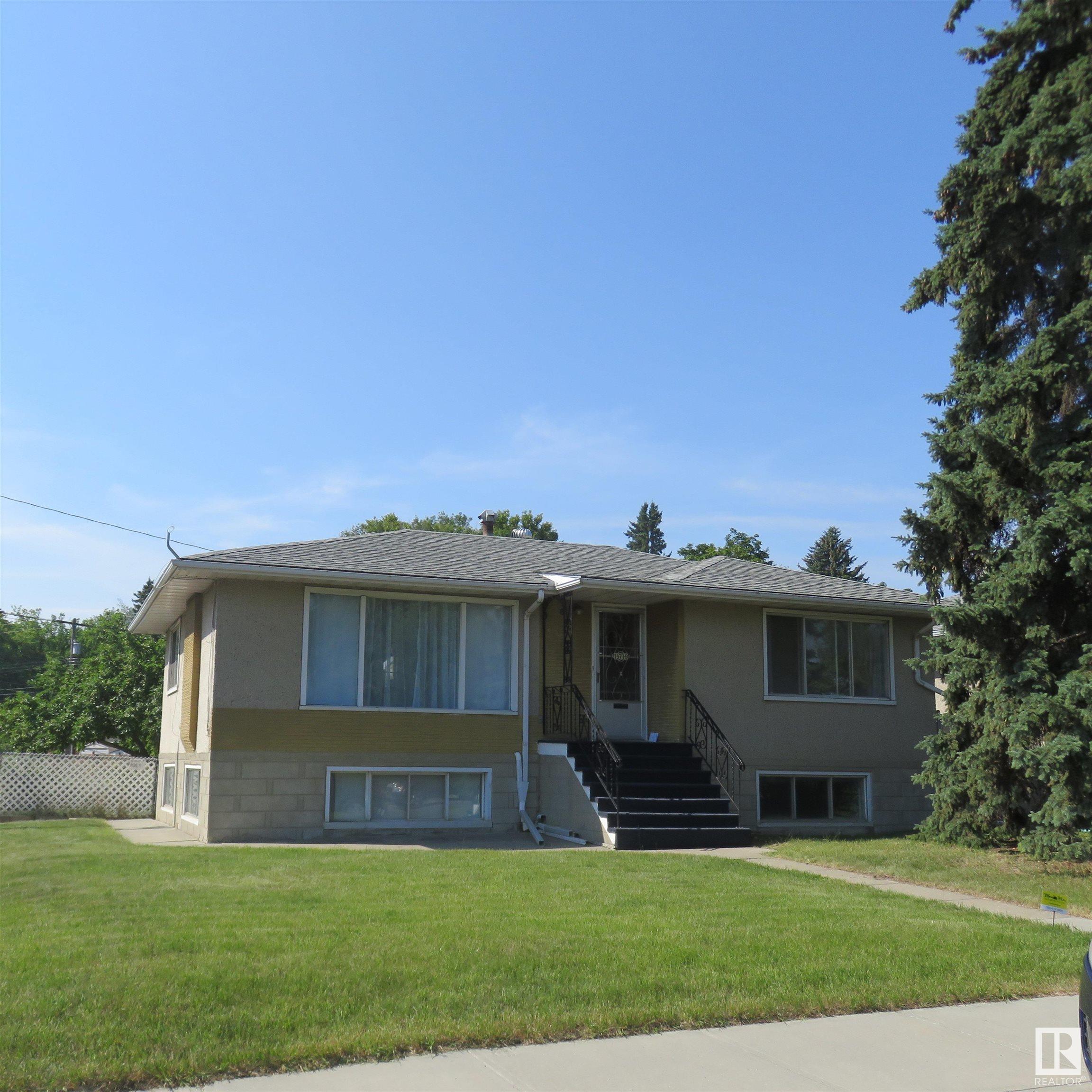 118 Av Nw Unit 13719 Ave, Edmonton, AB T5L 2M1