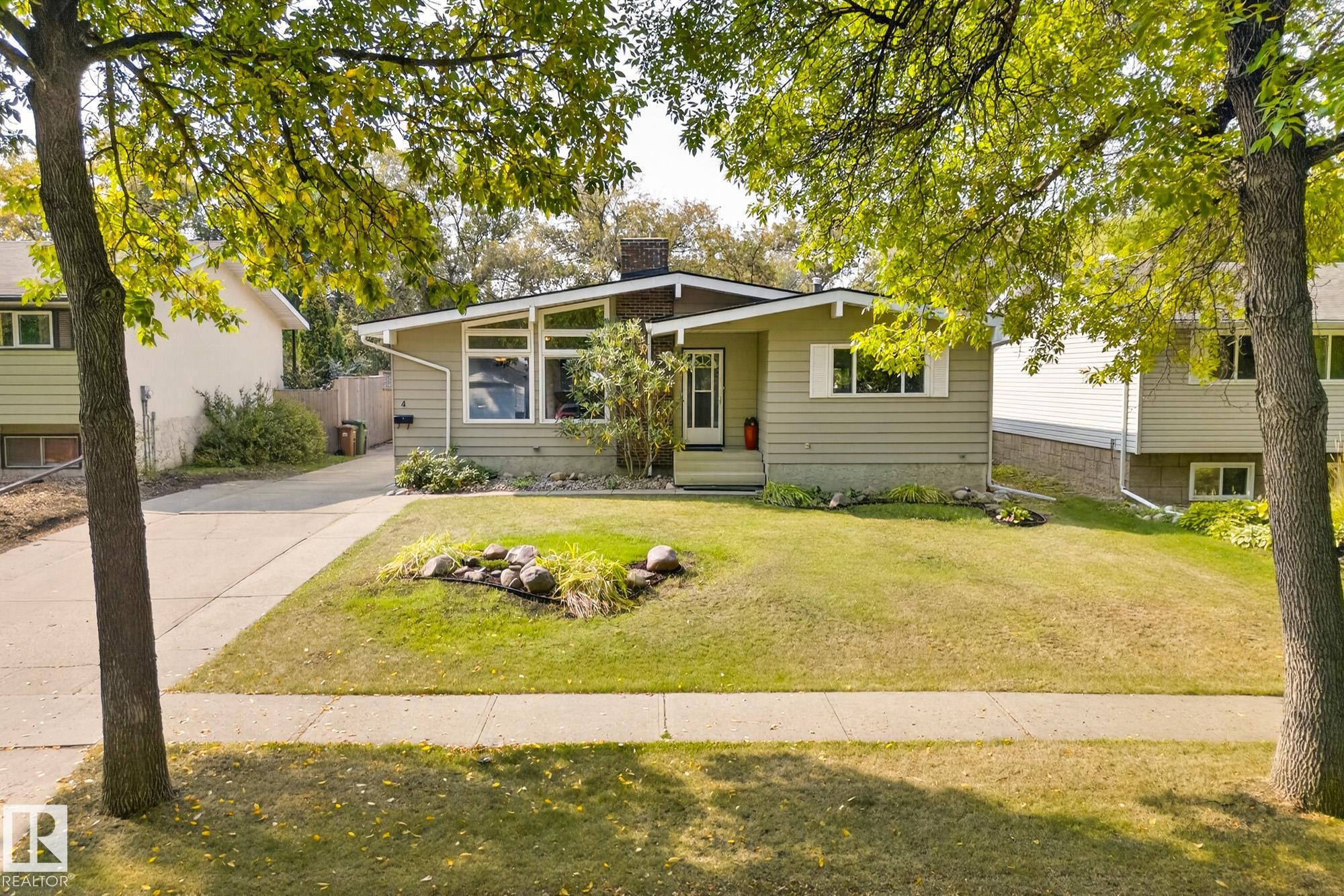 4 Finch Cr Cres, St. Albert, AB T8N 1Y6