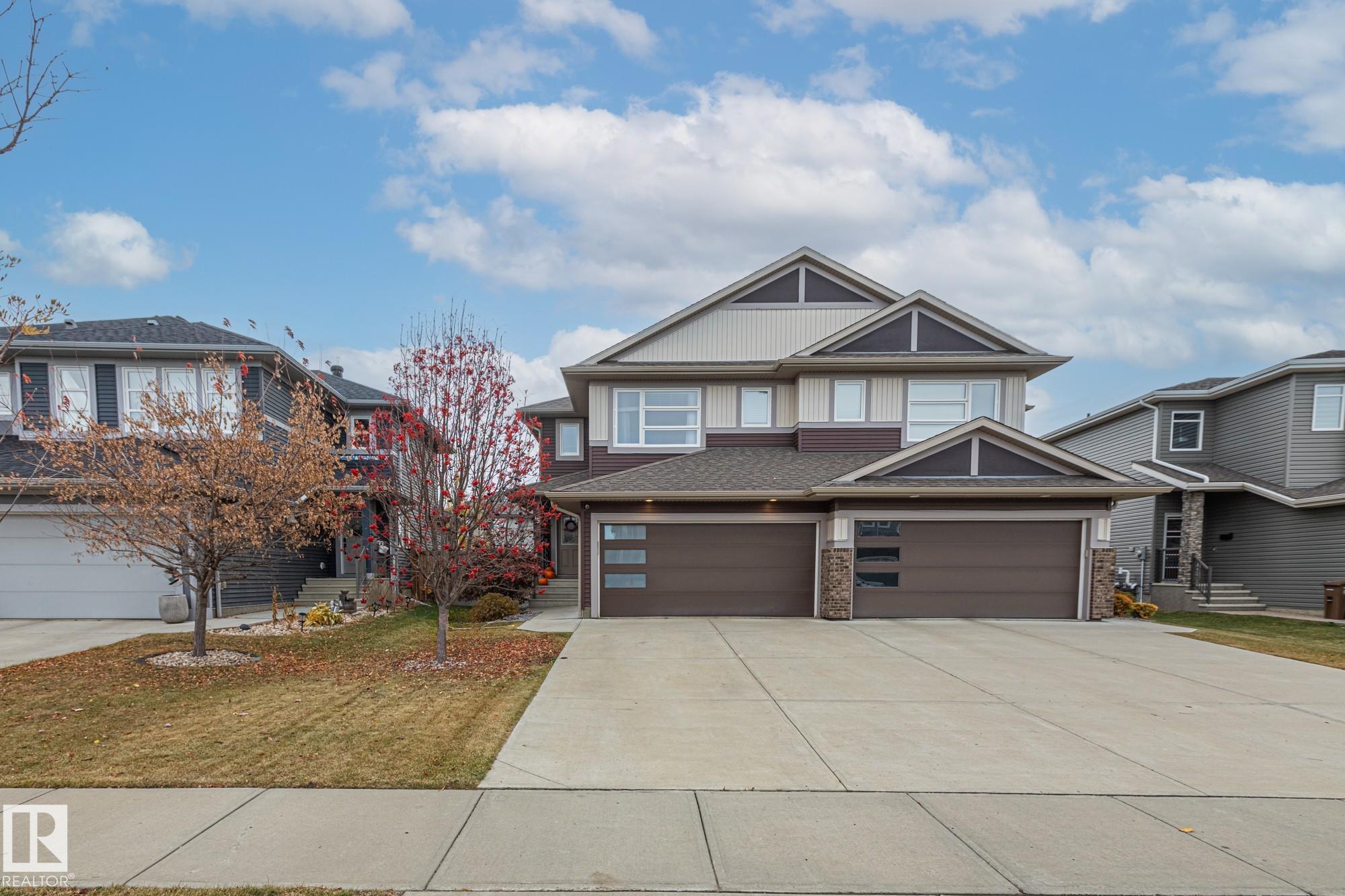 15 Roberge Cl Close, St. Albert, AB T8N 7S7