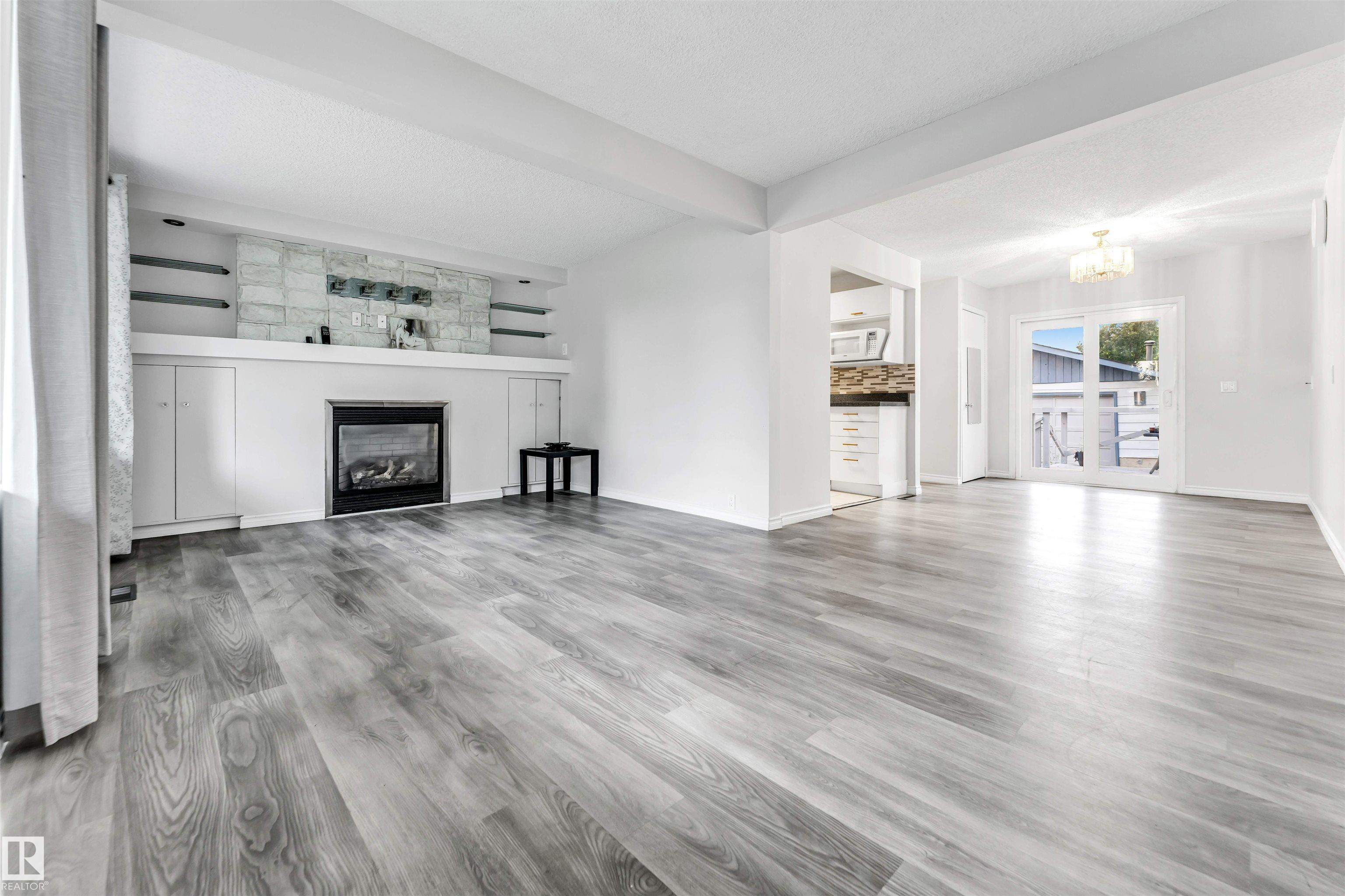 79 Garnet Cres, Sherwood Park, AB T8A 2S1