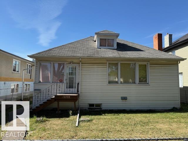 106 St Nw Unit 10722 St, Edmonton, AB T5H 2X9