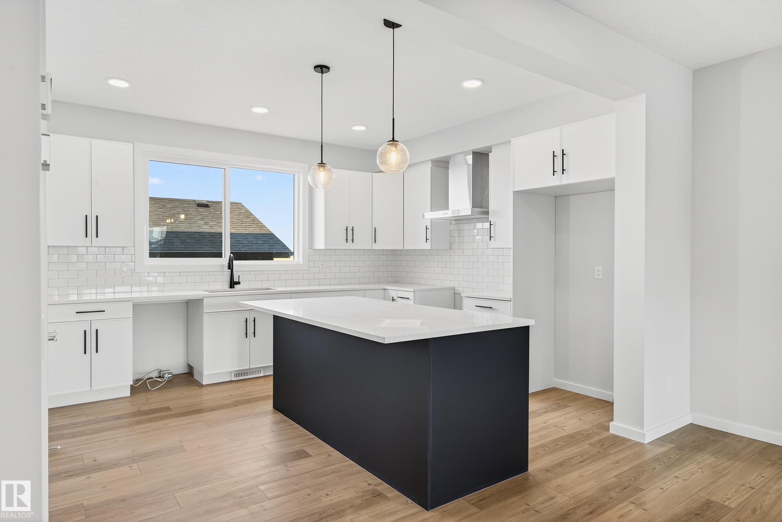 54 Av Unit 7016 Ave, Beaumont, AB T4X 2Z9