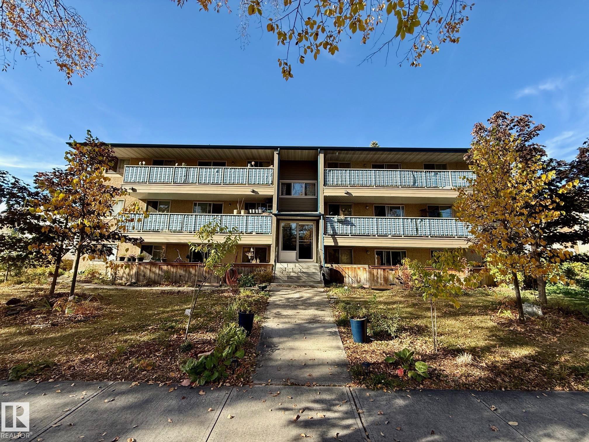 10836 116 Street Northwest #3, Edmonton, AB T5H 3N5